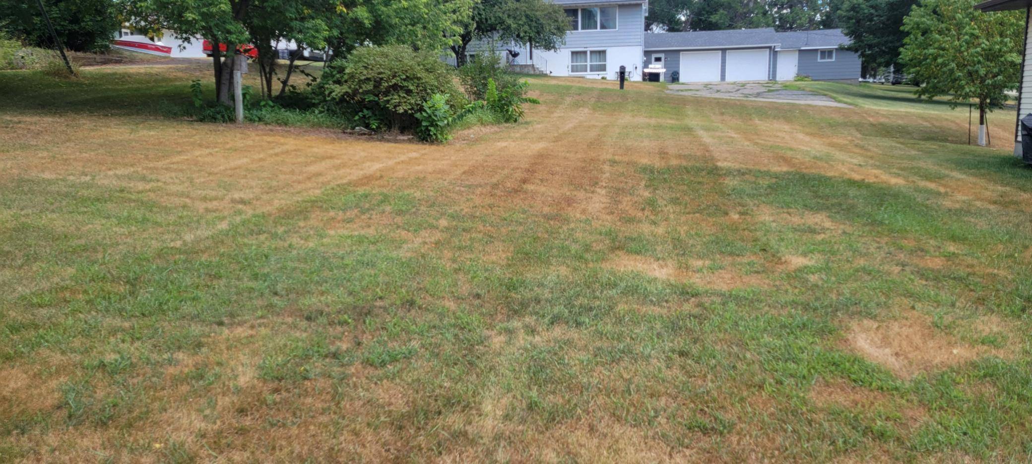 305 E Summit ST, Battle Lake, MN 56515