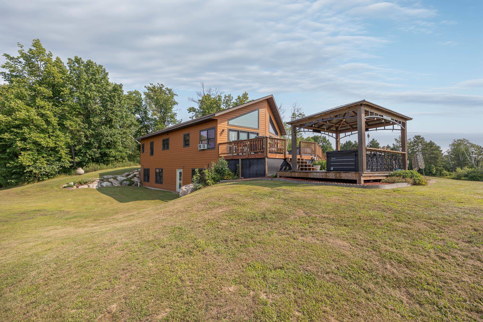 1089 8th ST NE, Pine River, MN 56474
