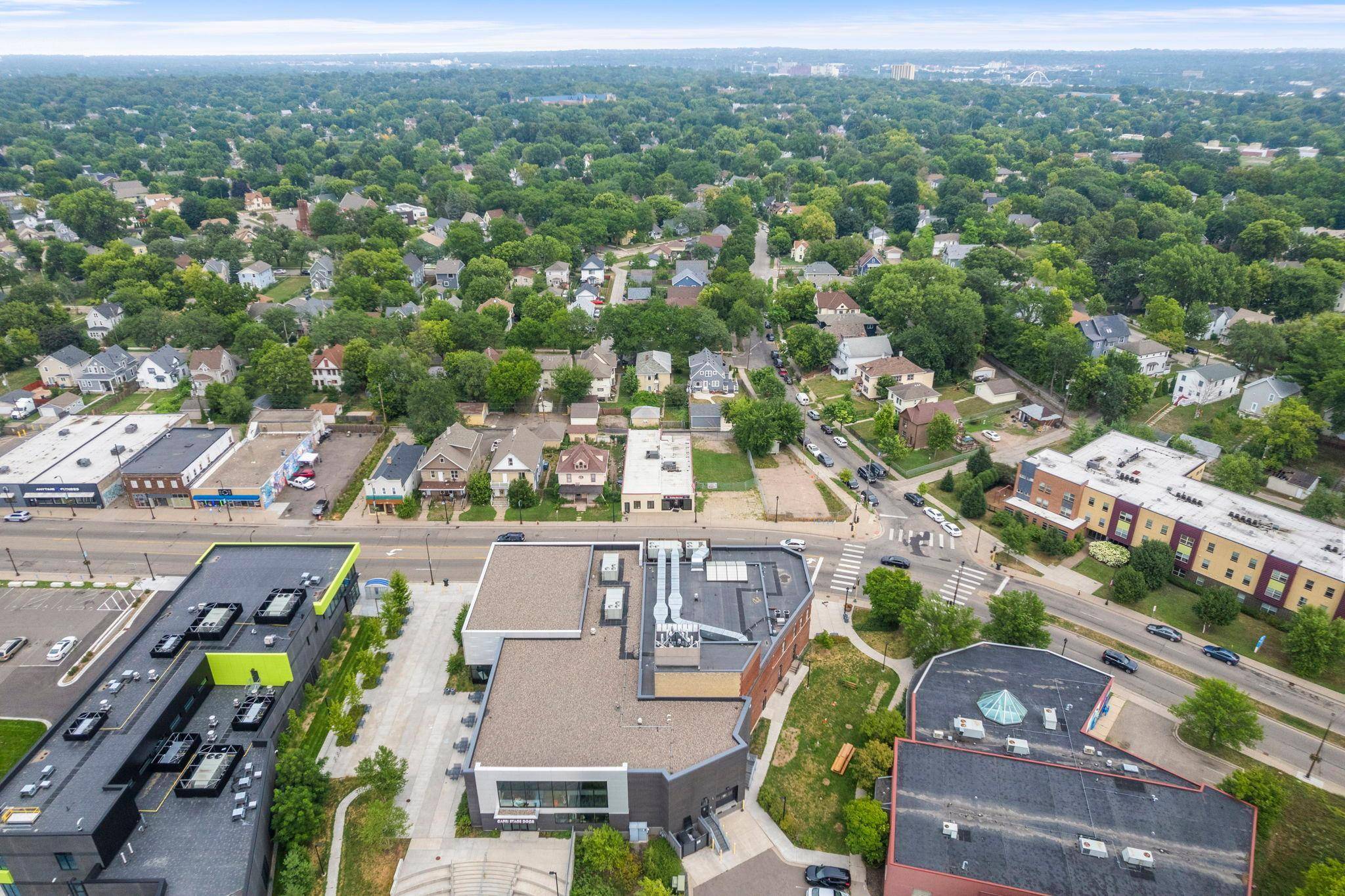 2038 W Broadway AVE, Minneapolis, MN 55411