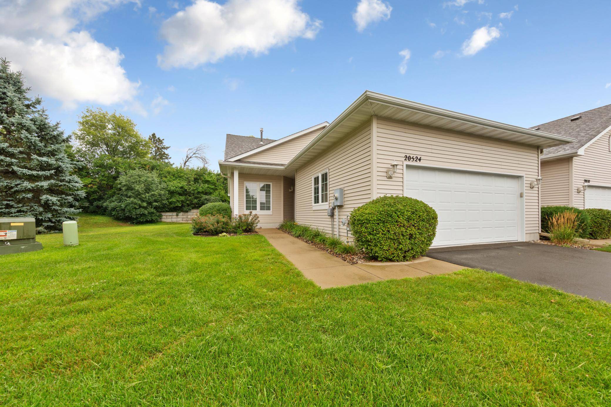 20524 Eastview Curve, Farmington, MN 55024