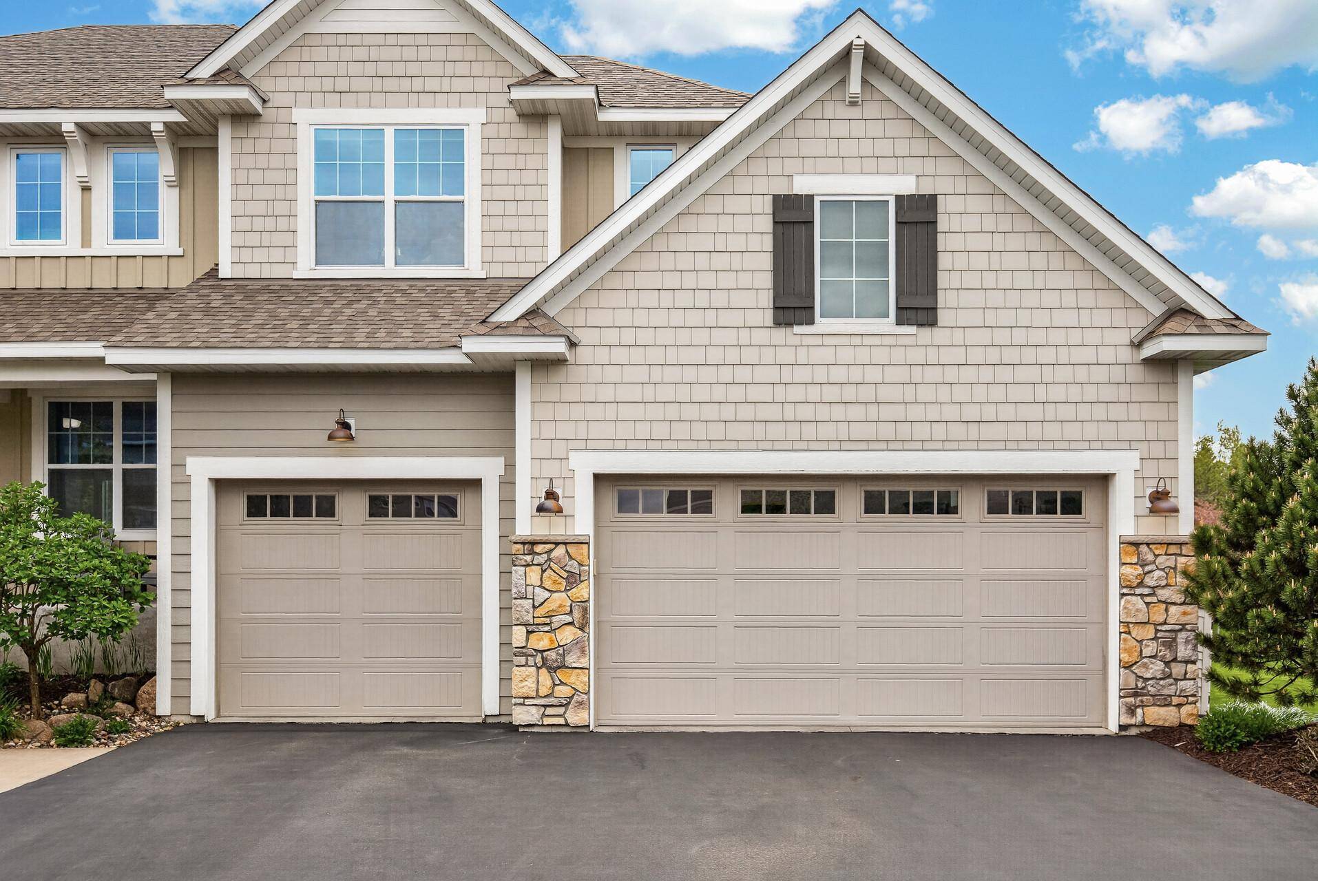 4146 N Lady Slipper Road, Lake Elmo, MN 55042