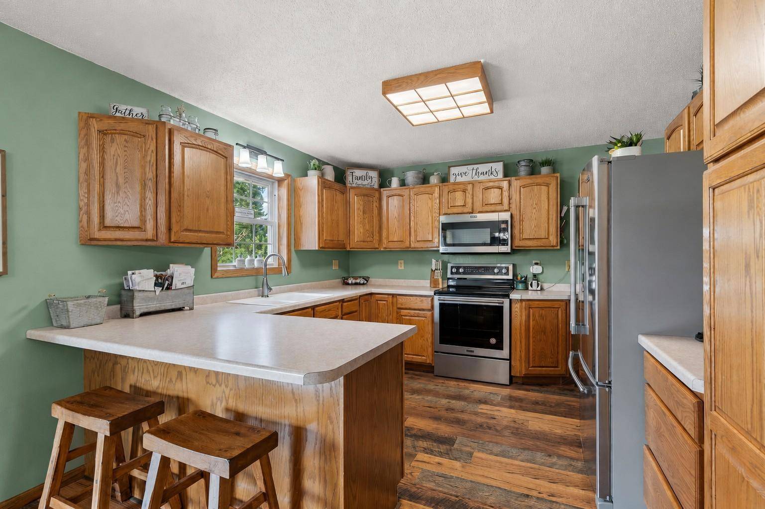 1064 10th ST, Barron, WI 54812