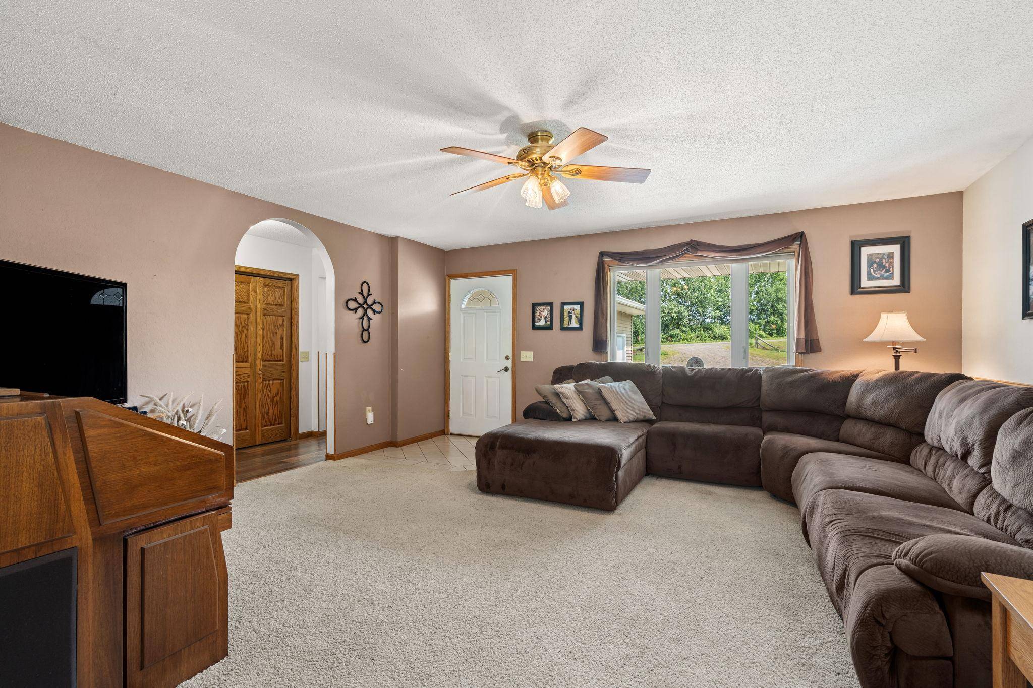 1064 10th ST, Barron, WI 54812