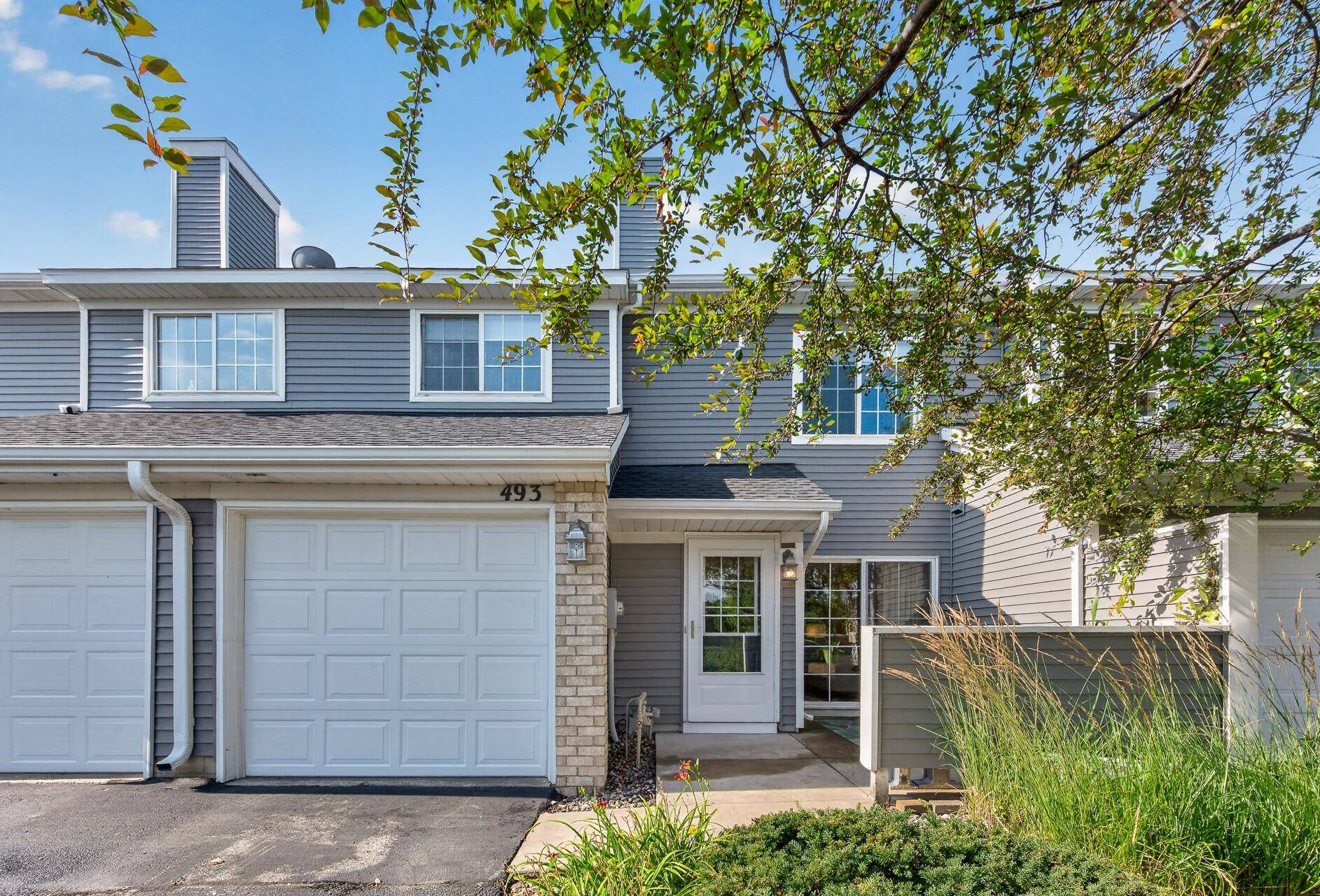 493 Marshland TRL, Chanhassen, MN 55317