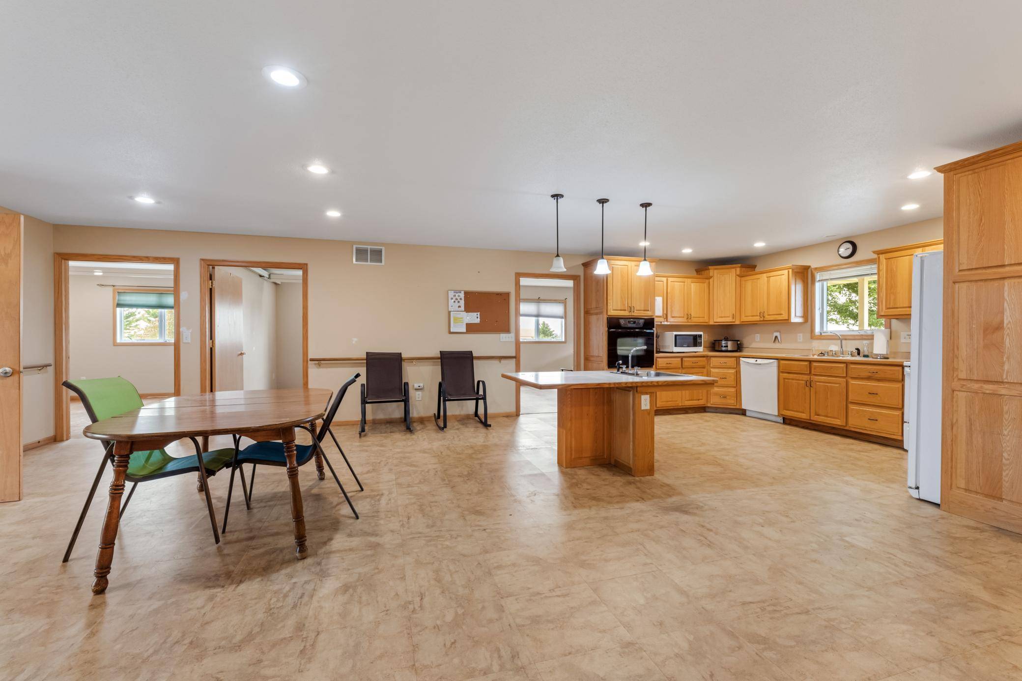 900 Courtney DR, Caledonia, MN 55921