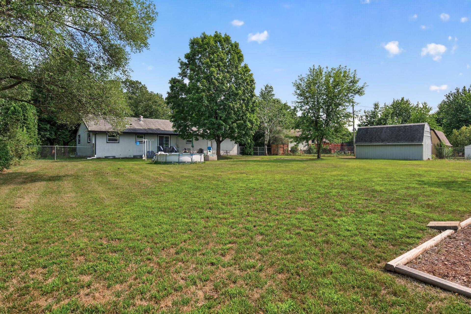 13848 Crosstown DR NW, Andover, MN 55304