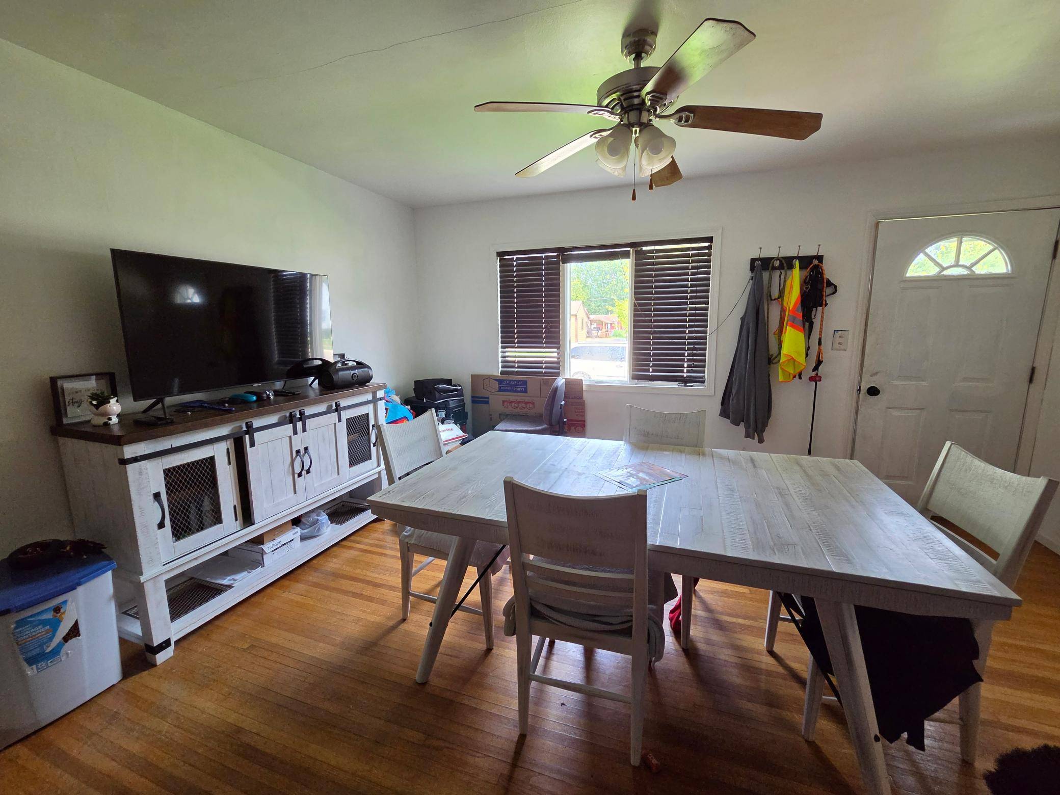 813 Ulstad AVE, Albert Lea, MN 56007