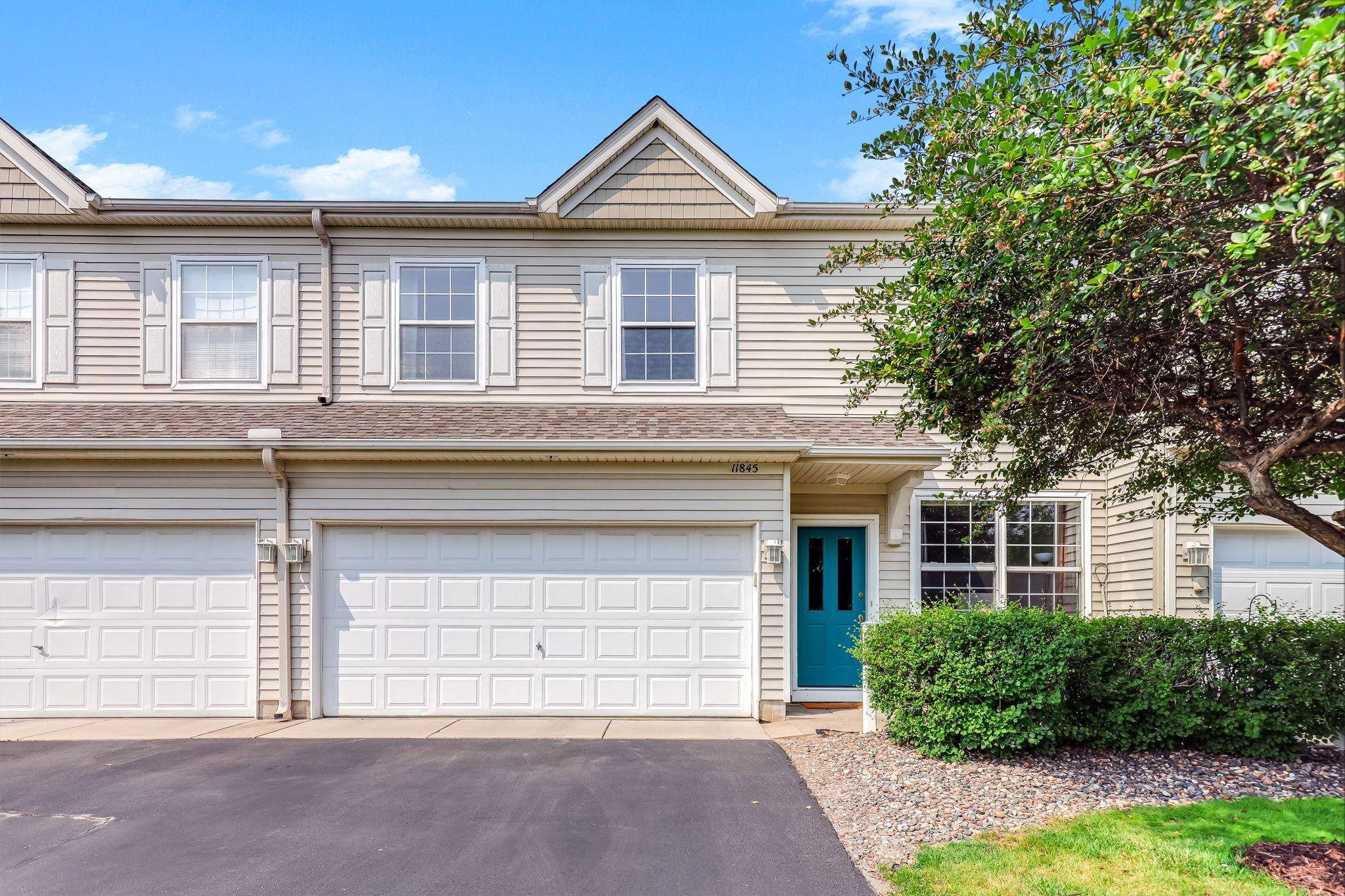 11845 85th PL N, Maple Grove, MN 55369