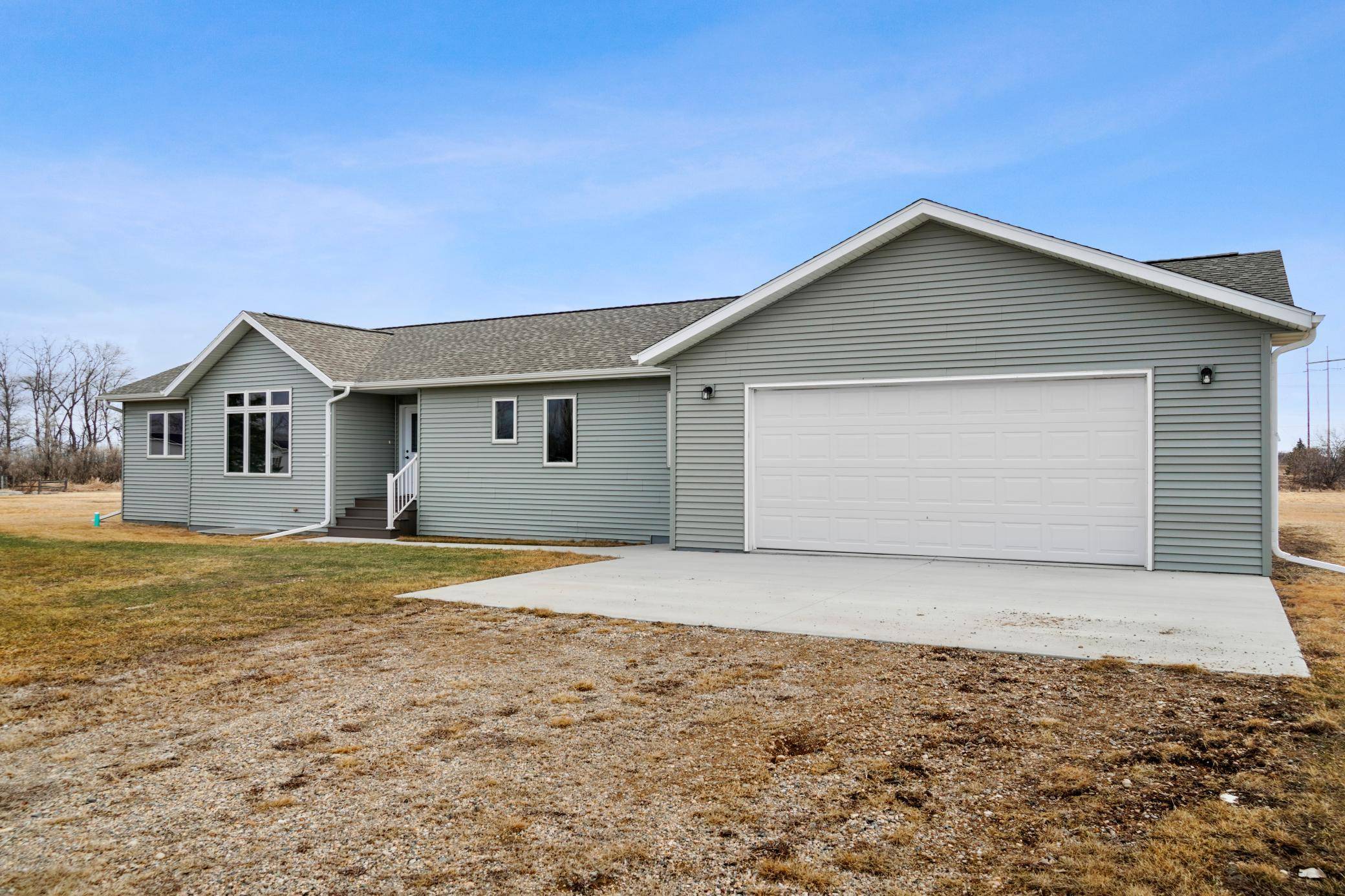 220 Lylac Circle, Forman, ND 58032