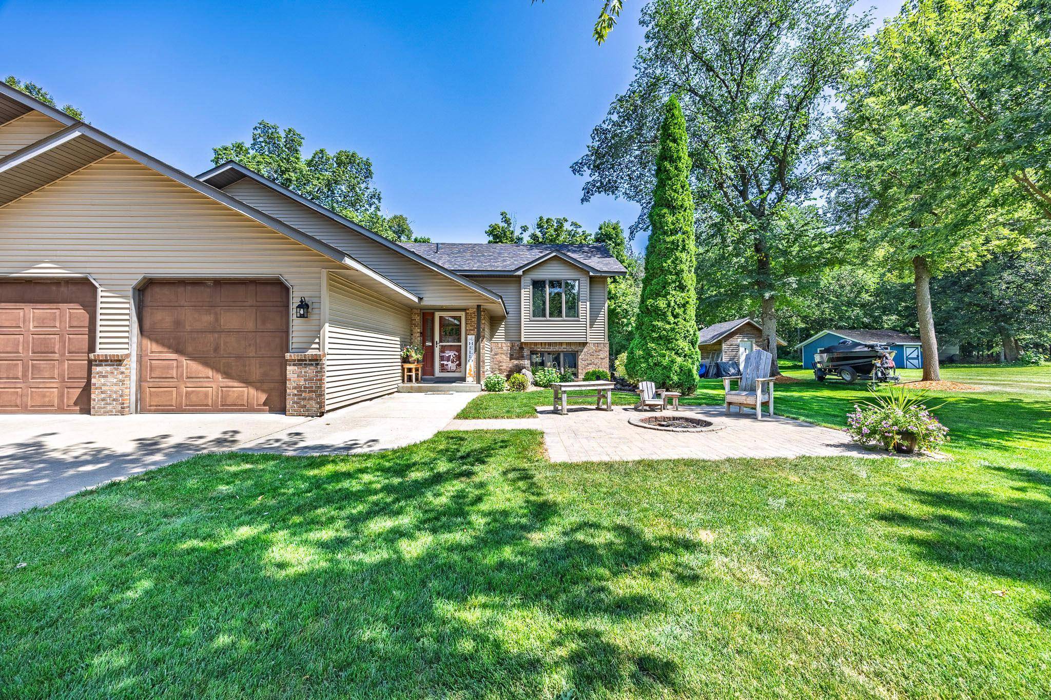 31955 Maple HVN, New Prague, MN 56071