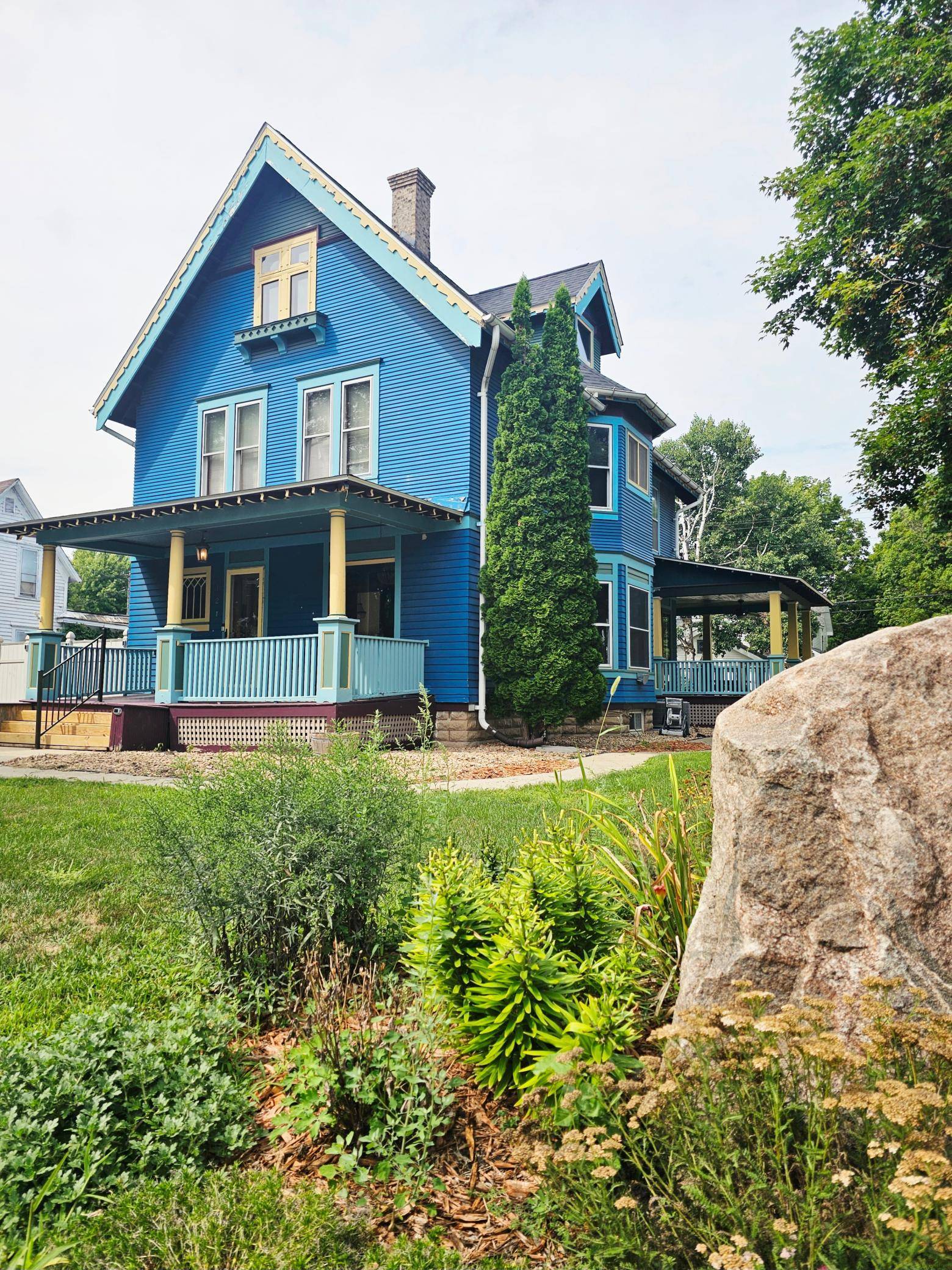 121 N 5th ST, Montevideo, MN 56265