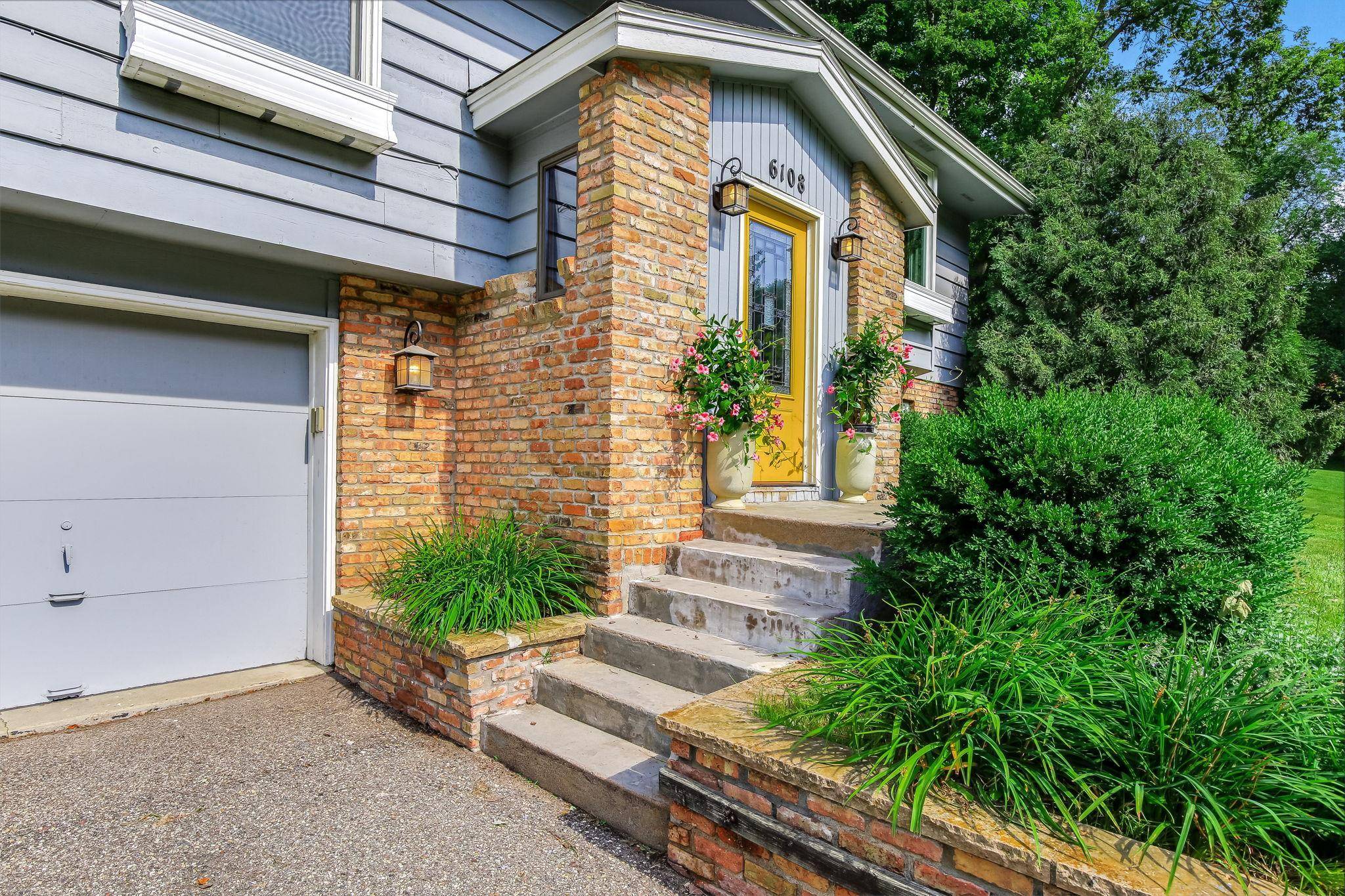 6108 Whited AVE, Minnetonka, MN 55345