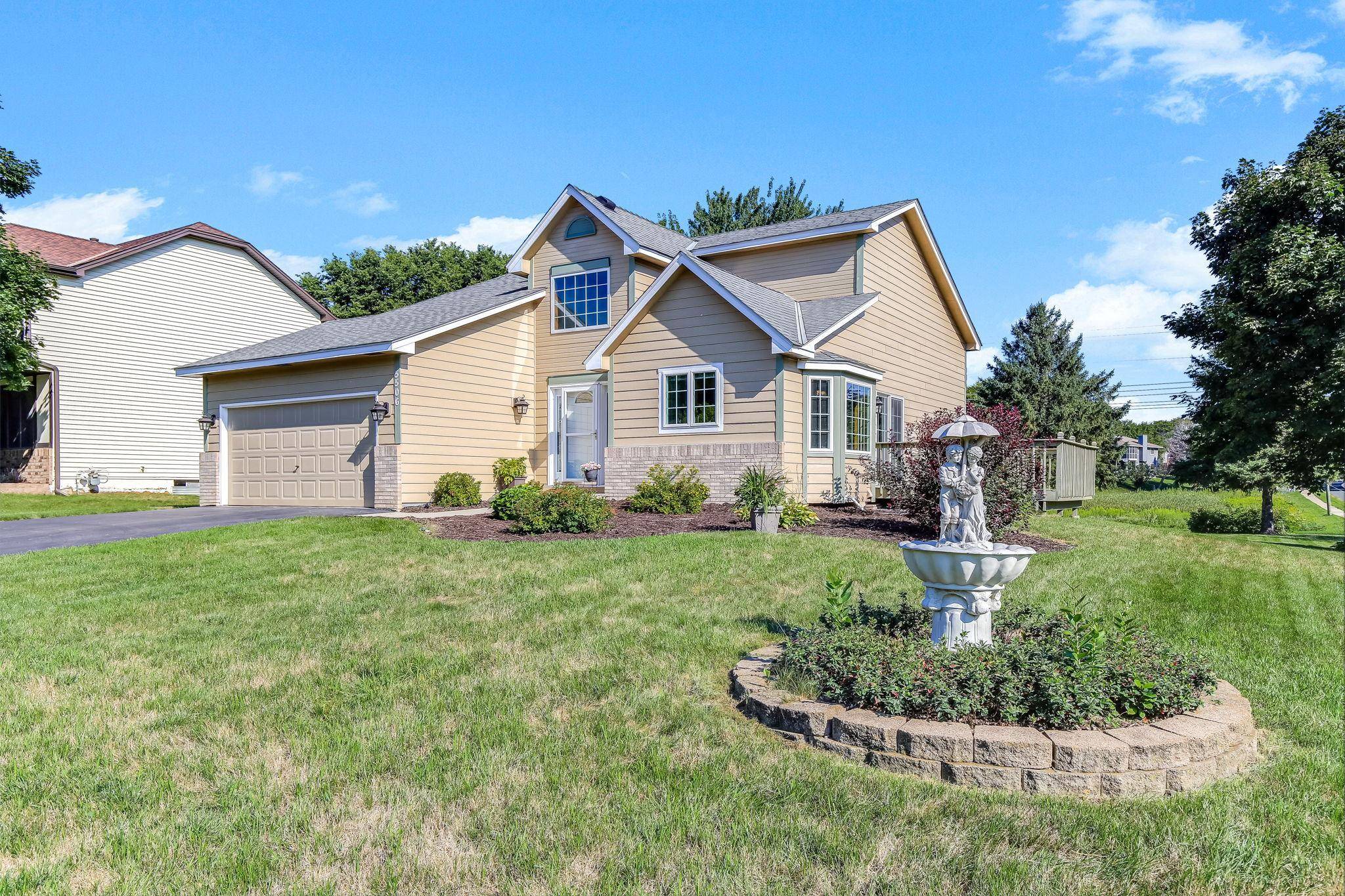 5506 W 137th ST, Savage, MN 55378