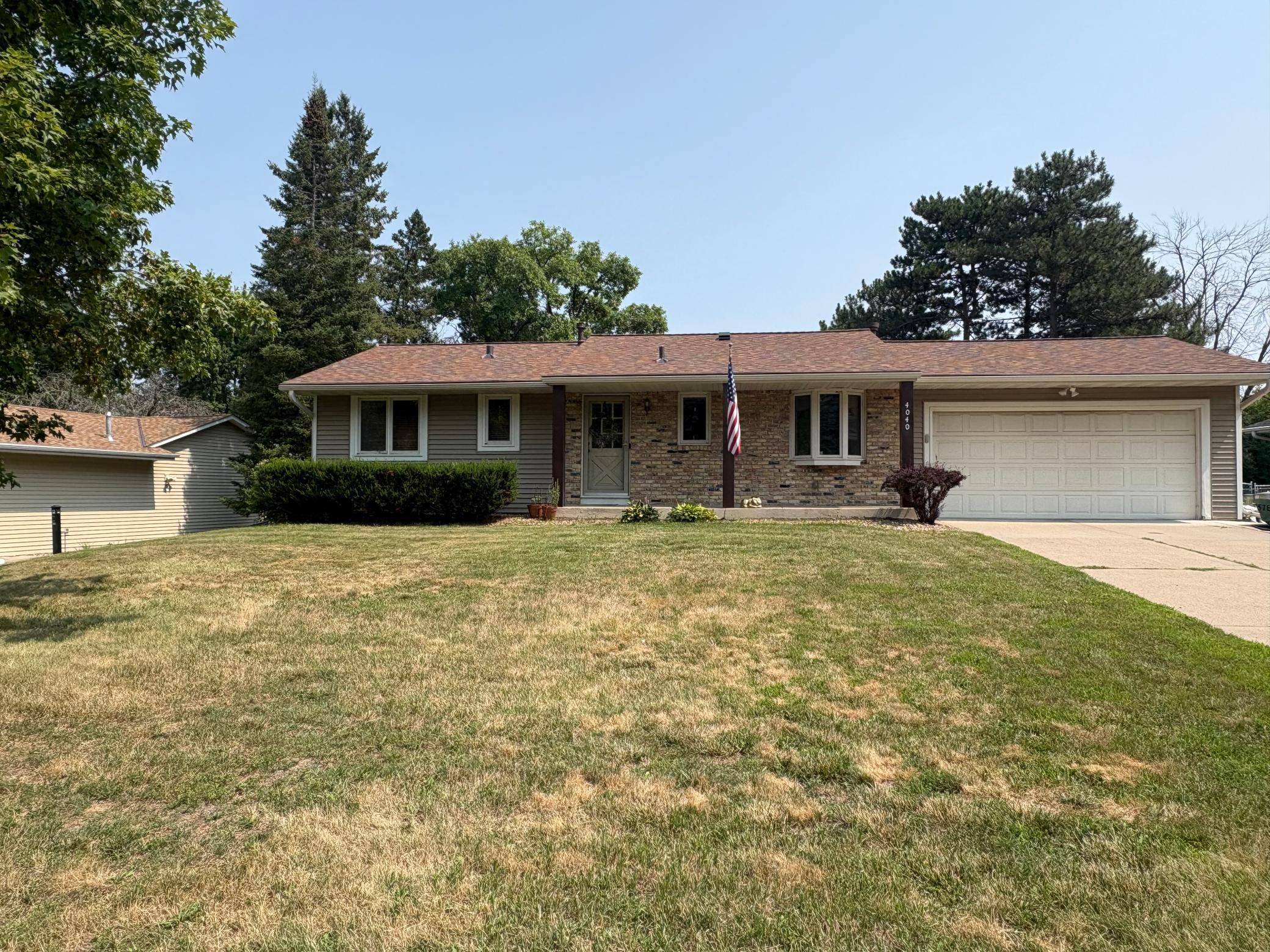 4040 Nathan LN N, Plymouth, MN 55441