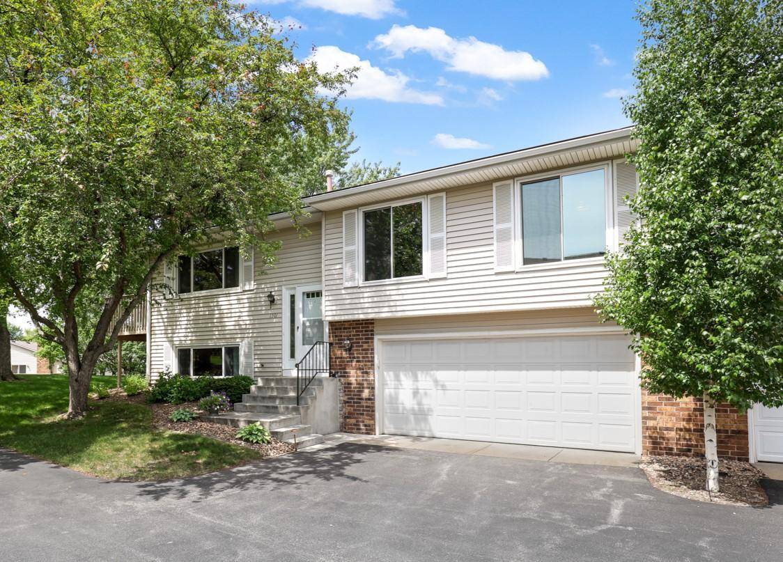 1501 W 140th ST, Burnsville, MN 55337