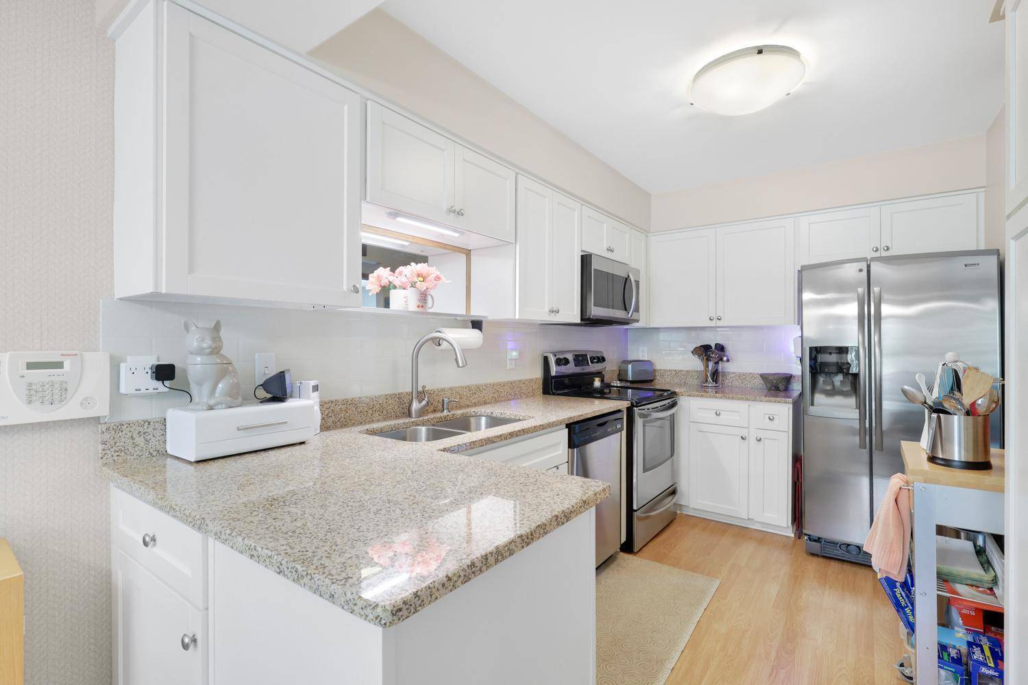 1501 W 140th ST, Burnsville, MN 55337