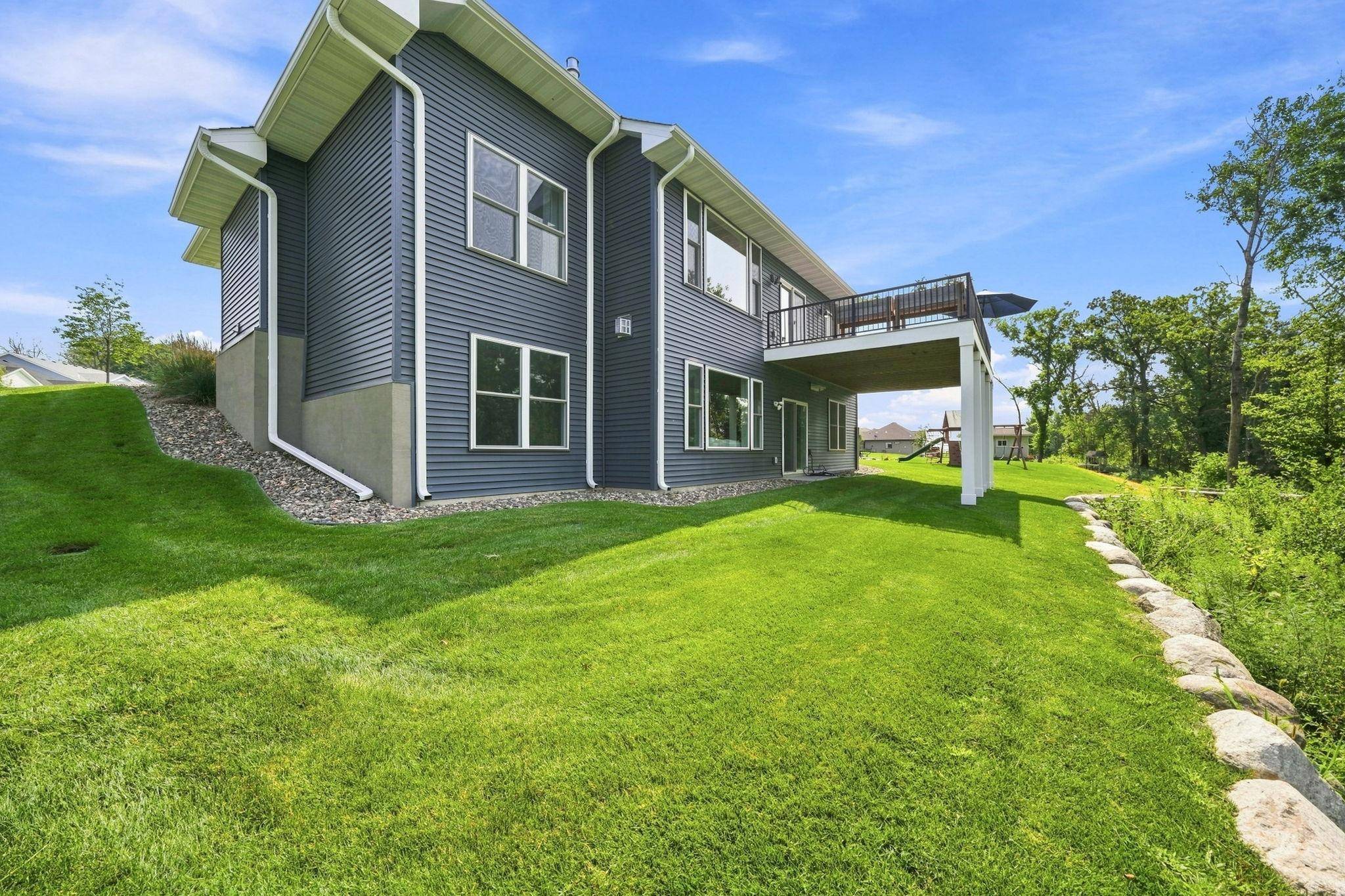 27200 Petes Hill TRL, Elko New Market, MN 55020