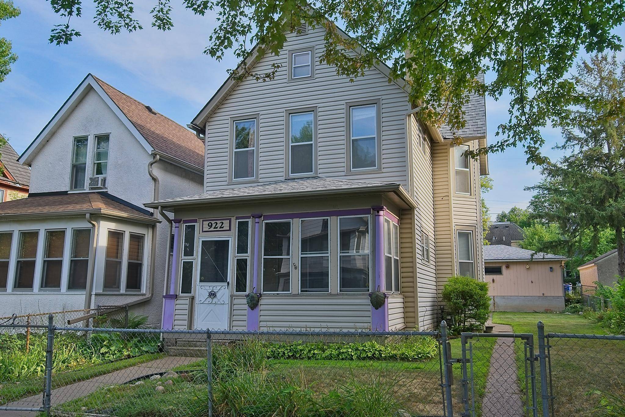 922 Beech ST, Saint Paul, MN 55106