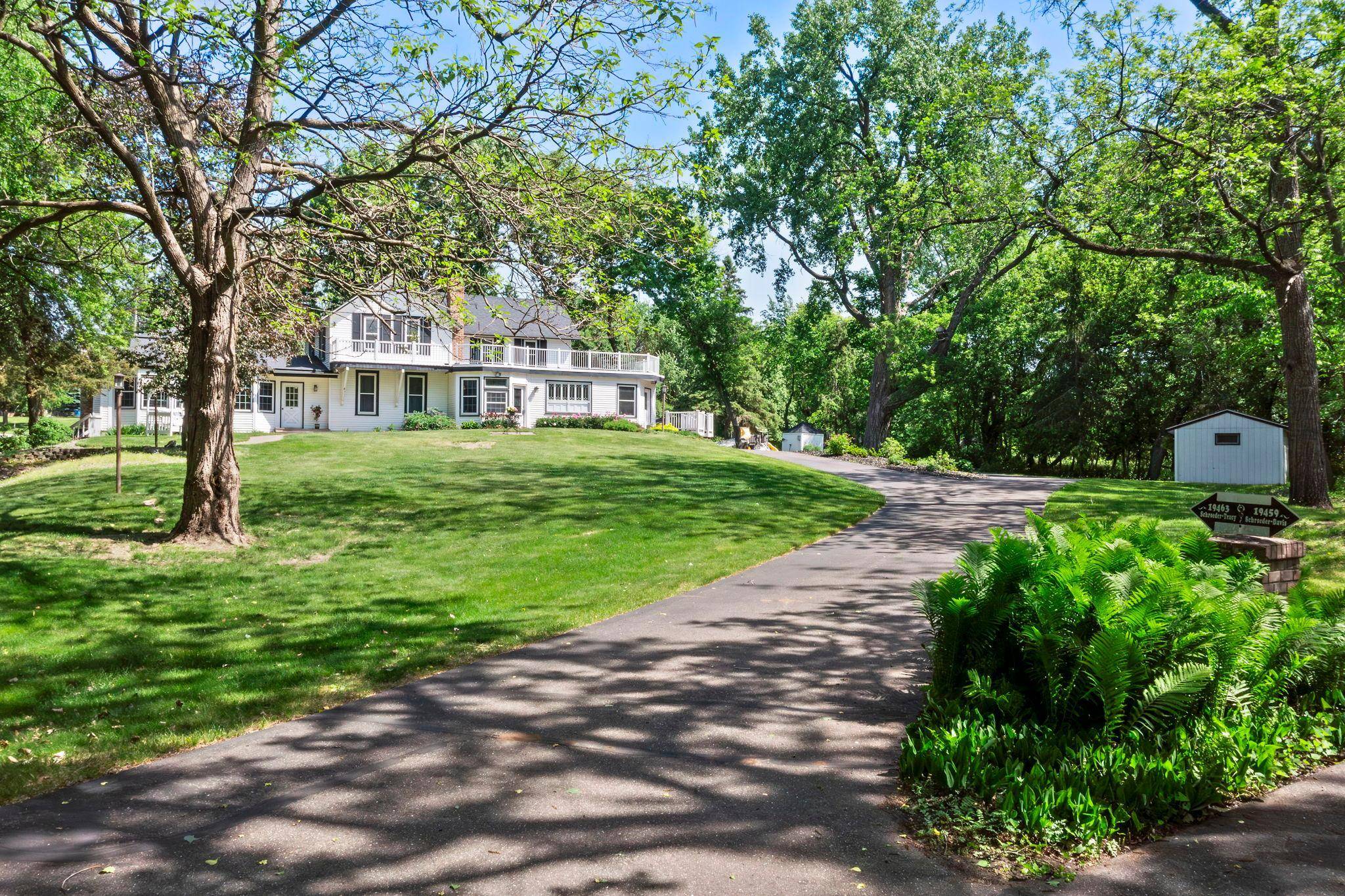 19463 Proctor RD NW, Elk River, MN 55330