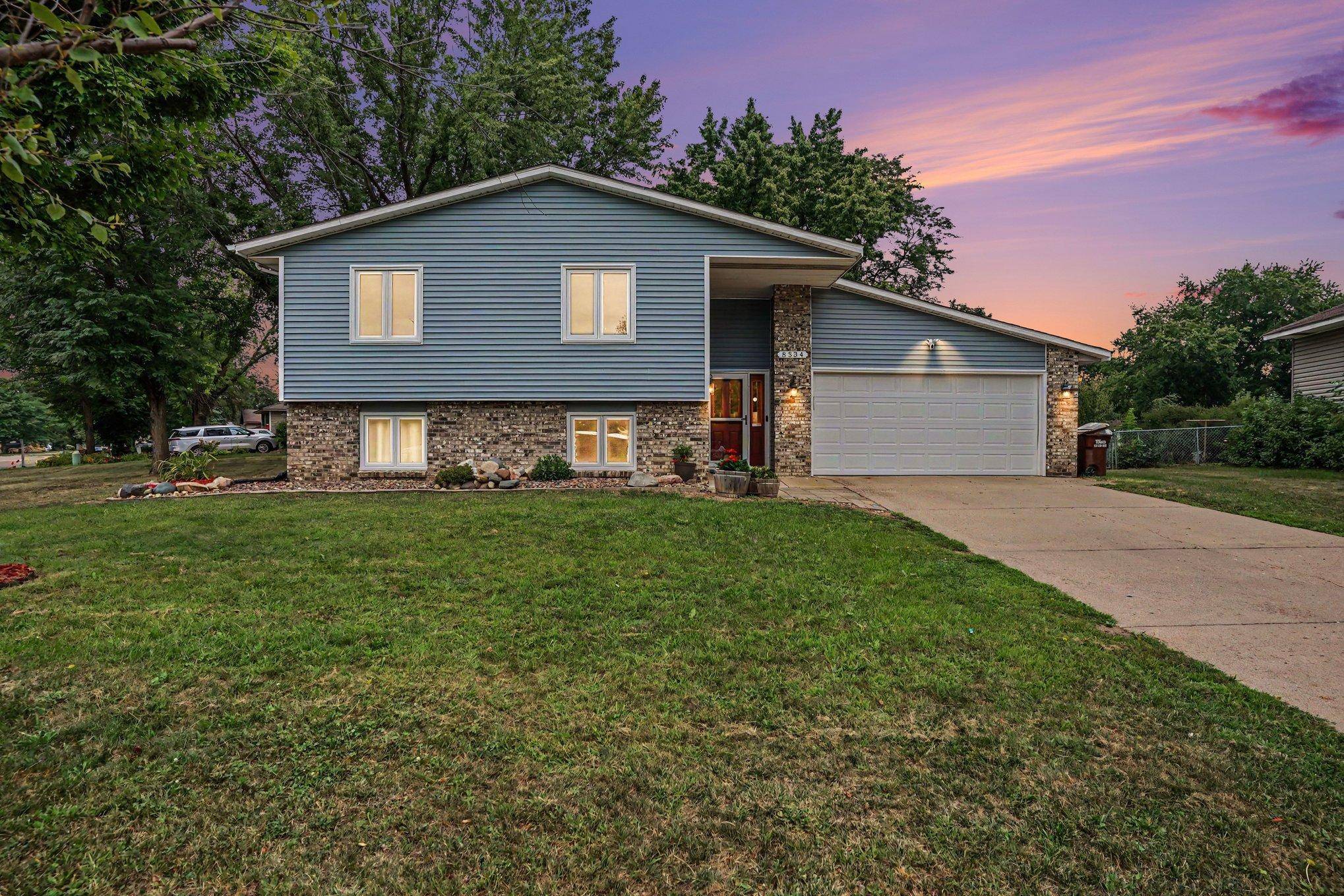 8334 77th Street CT S, Cottage Grove, MN 55016