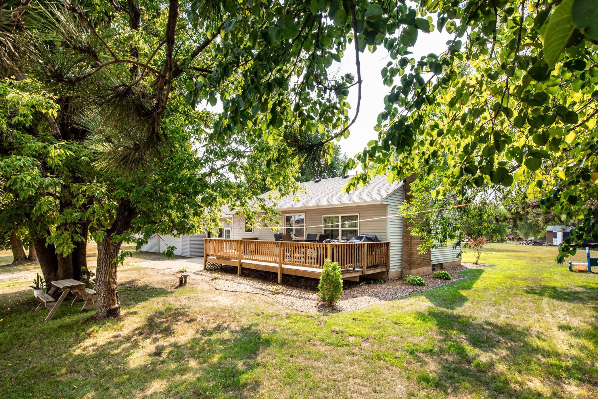518 N Otter AVE, Parkers Prairie, MN 56361