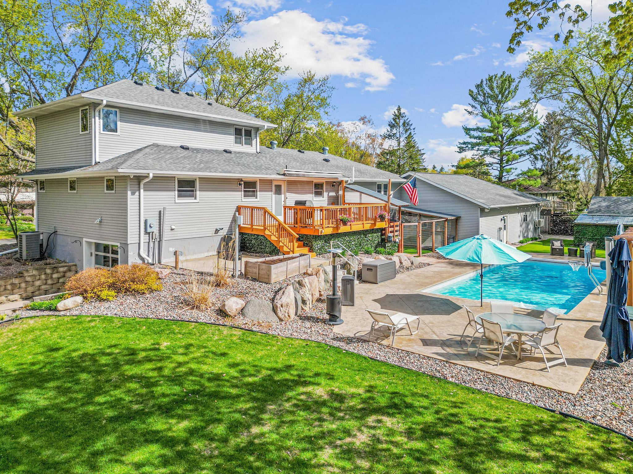 1345 Elsinore CIR, Long Lake, MN 55356