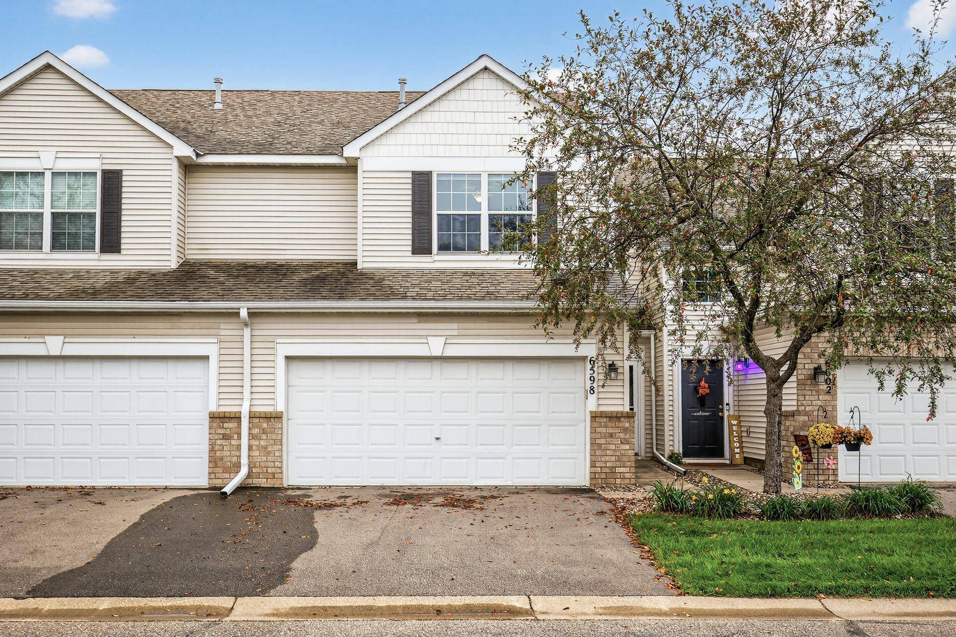 6598 154th ST W #136, Apple Valley, MN 55124