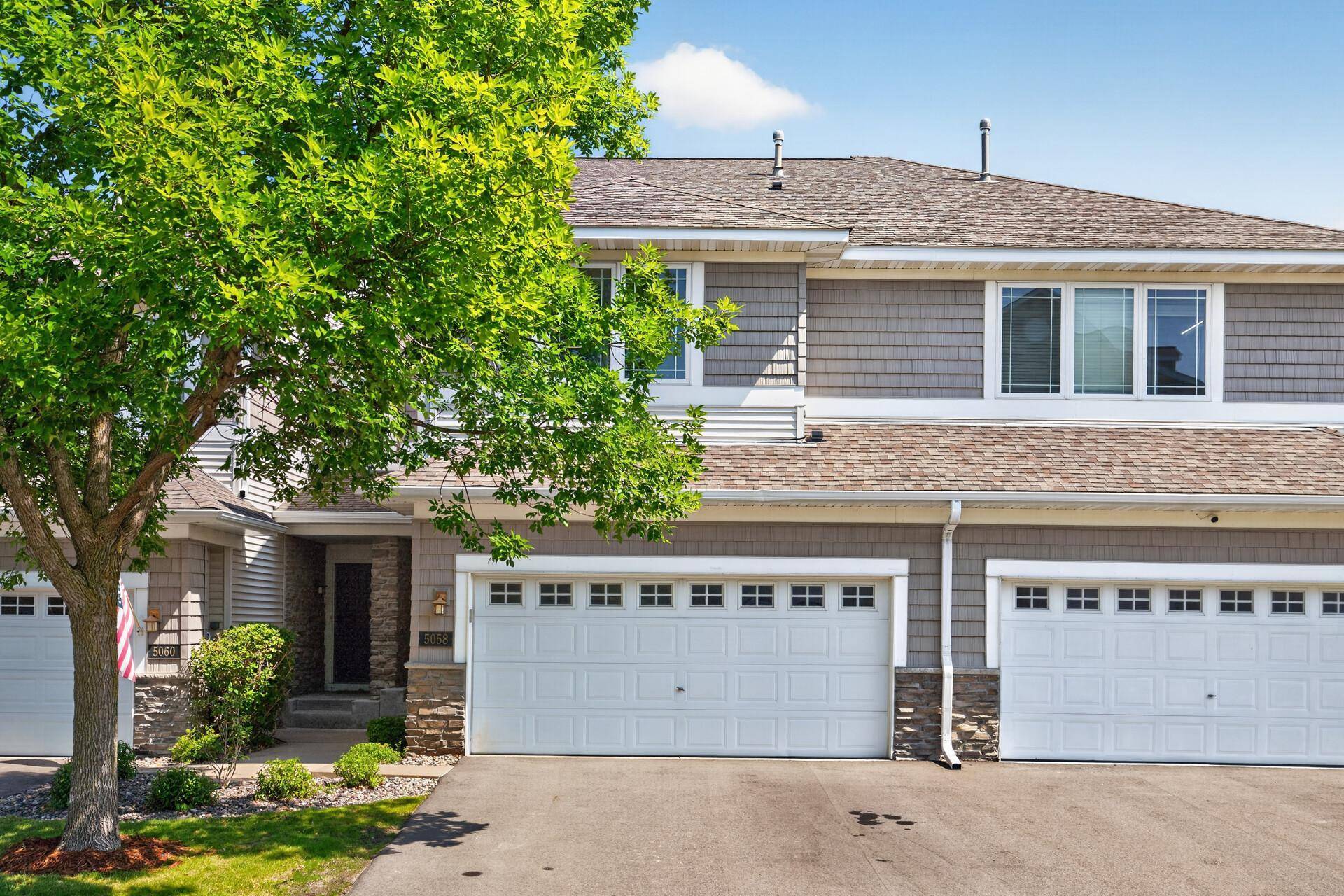 5058 Yuma LN N, Plymouth, MN 55446