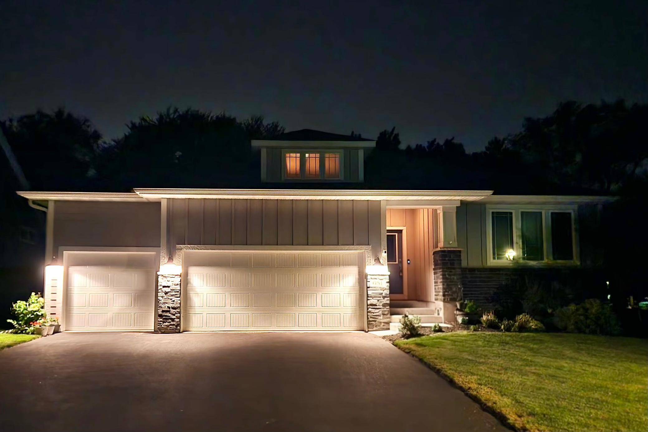 651 Elizabeth WAY, Hudson, WI 54016