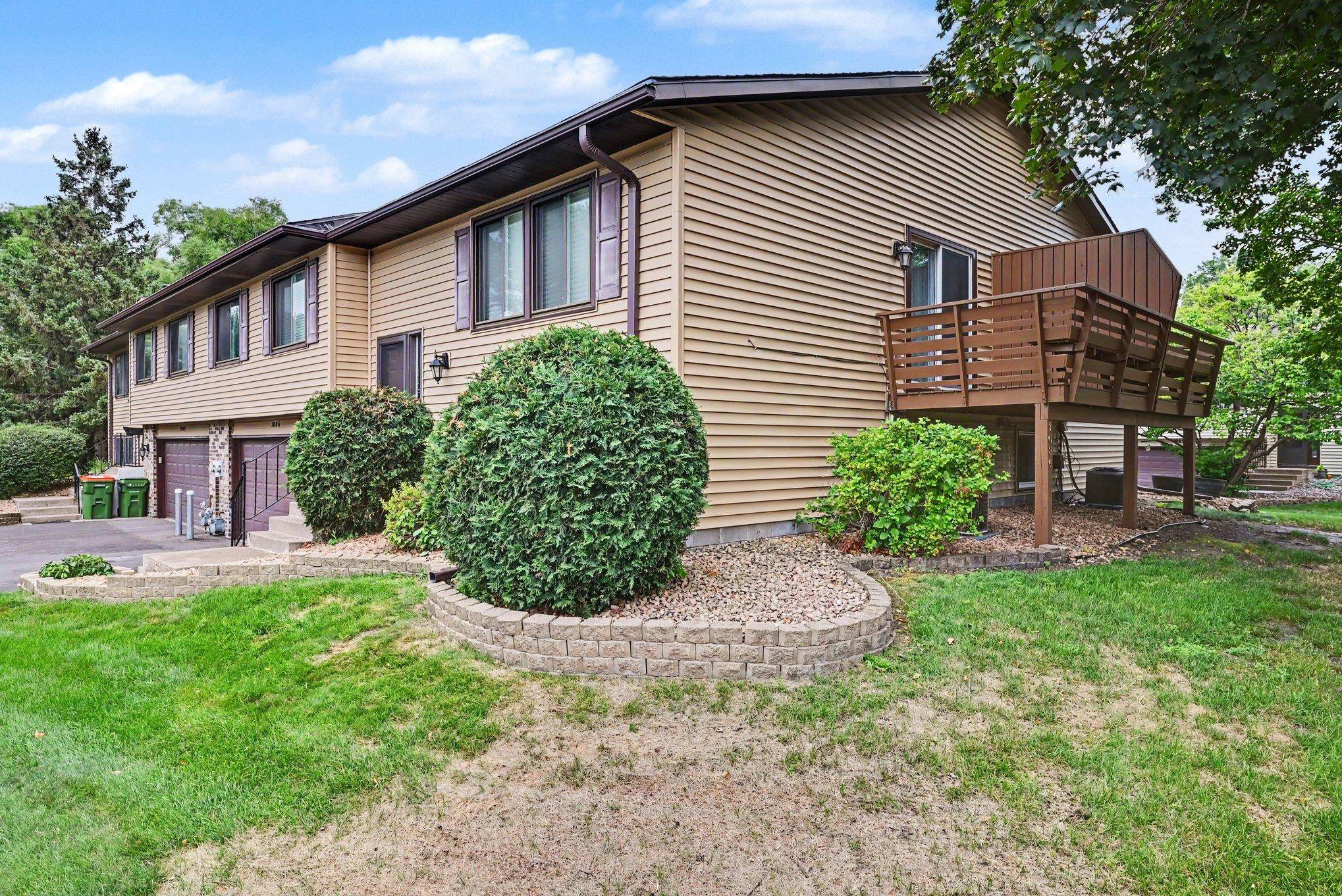 1086 122nd AVE NE, Blaine, MN 55434
