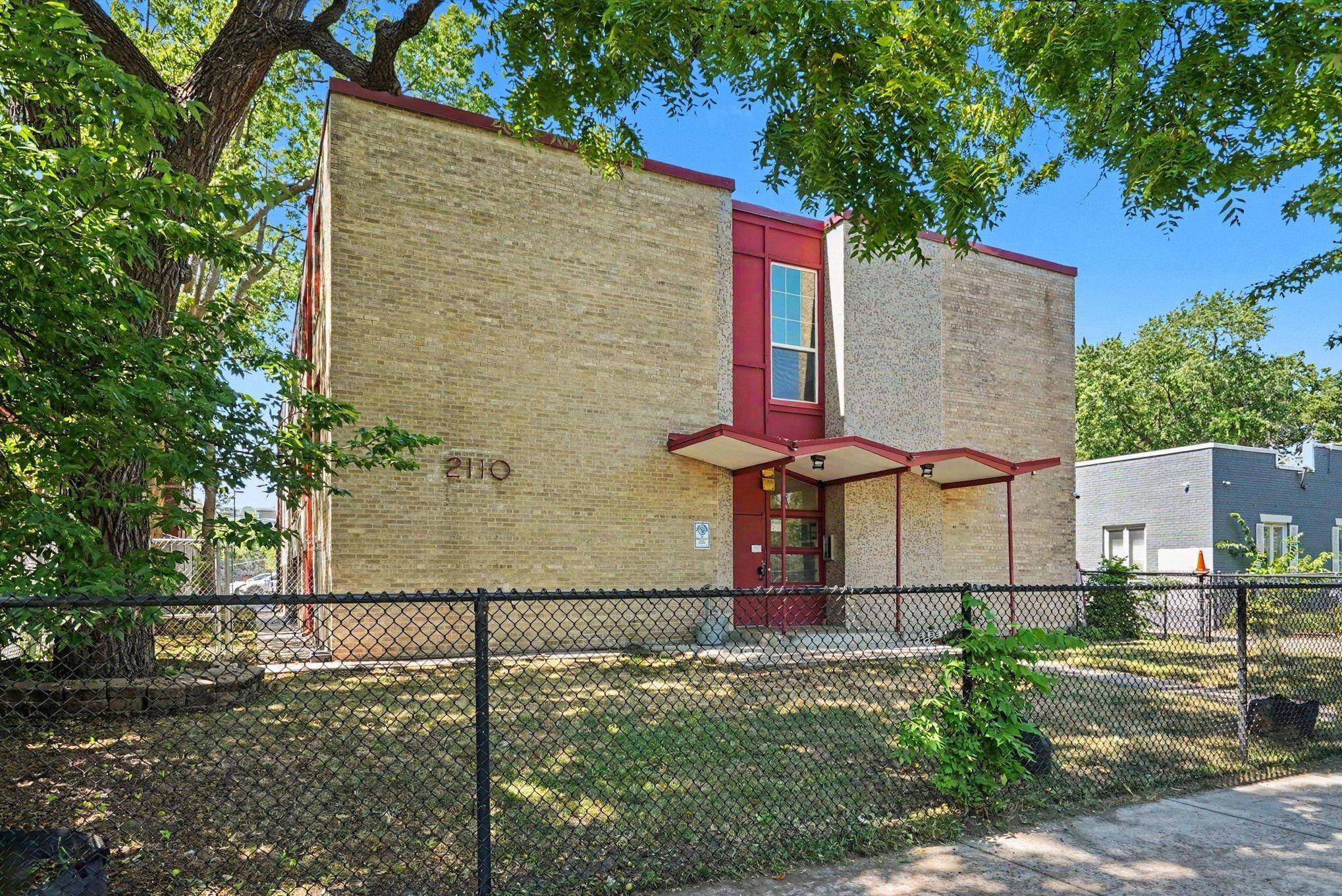 2110 Park AVE, Minneapolis, MN 55404