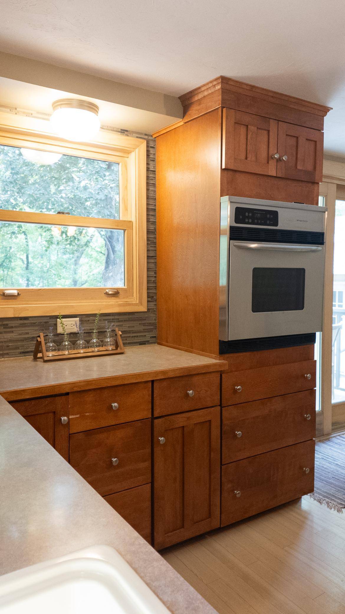 409 N 4th ST, Marshall, MN 56258