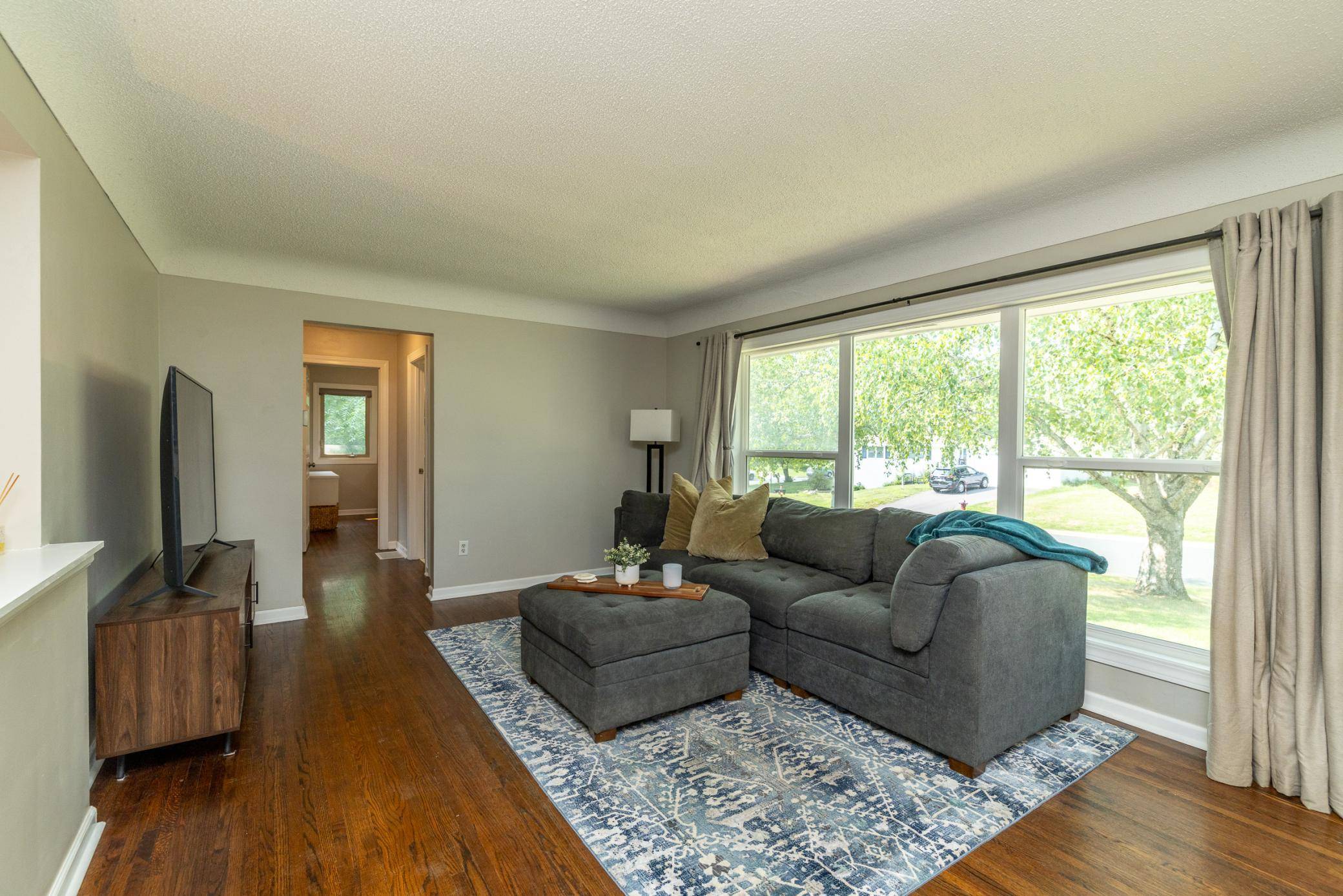 2509 W 140th ST, Burnsville, MN 55337