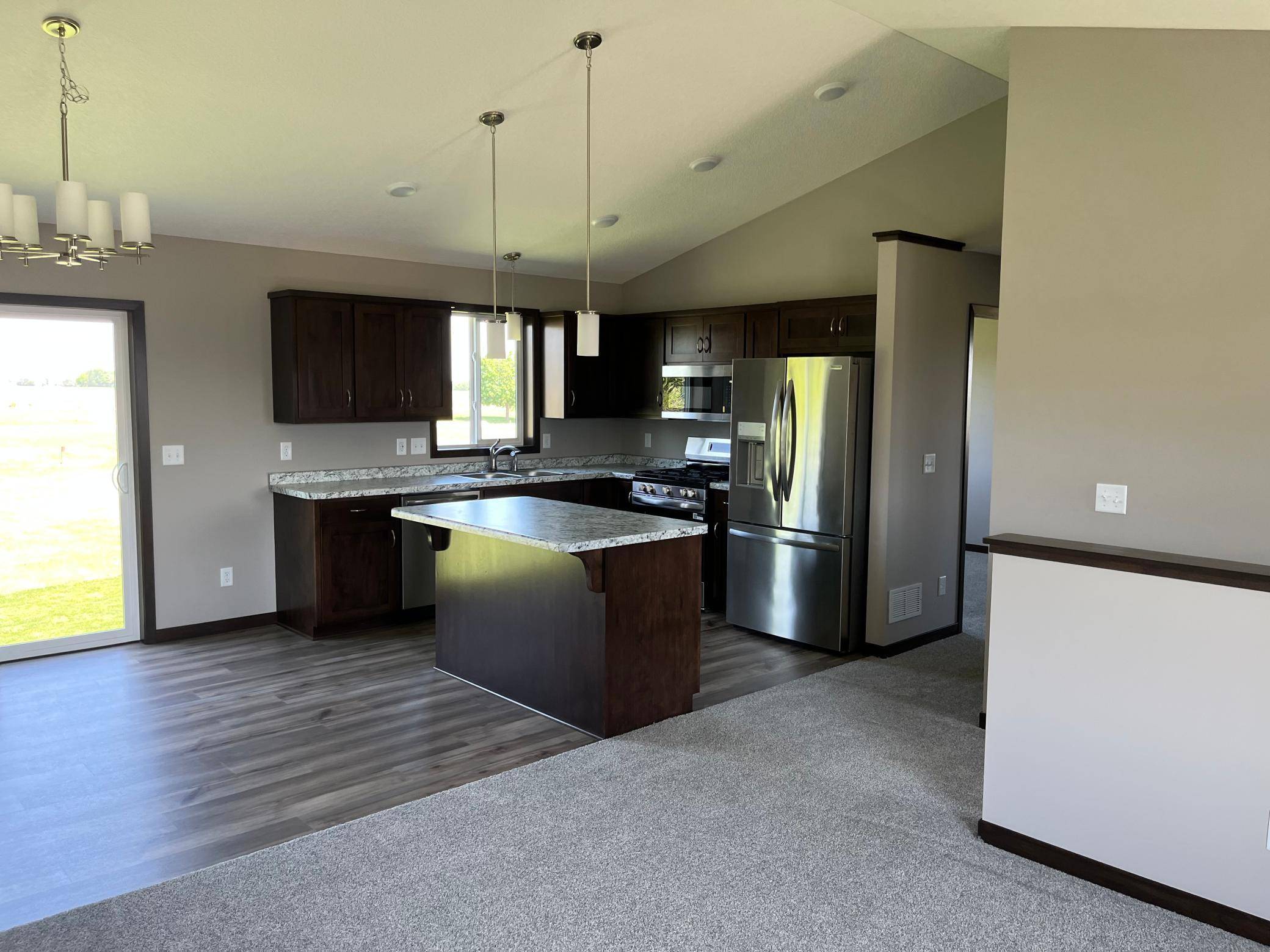 1753 Trentwood DR, Sartell, MN 56377