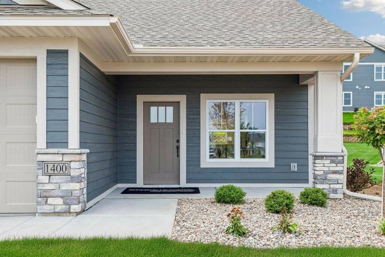 1400 Anchor AVE, River Falls, WI 54022