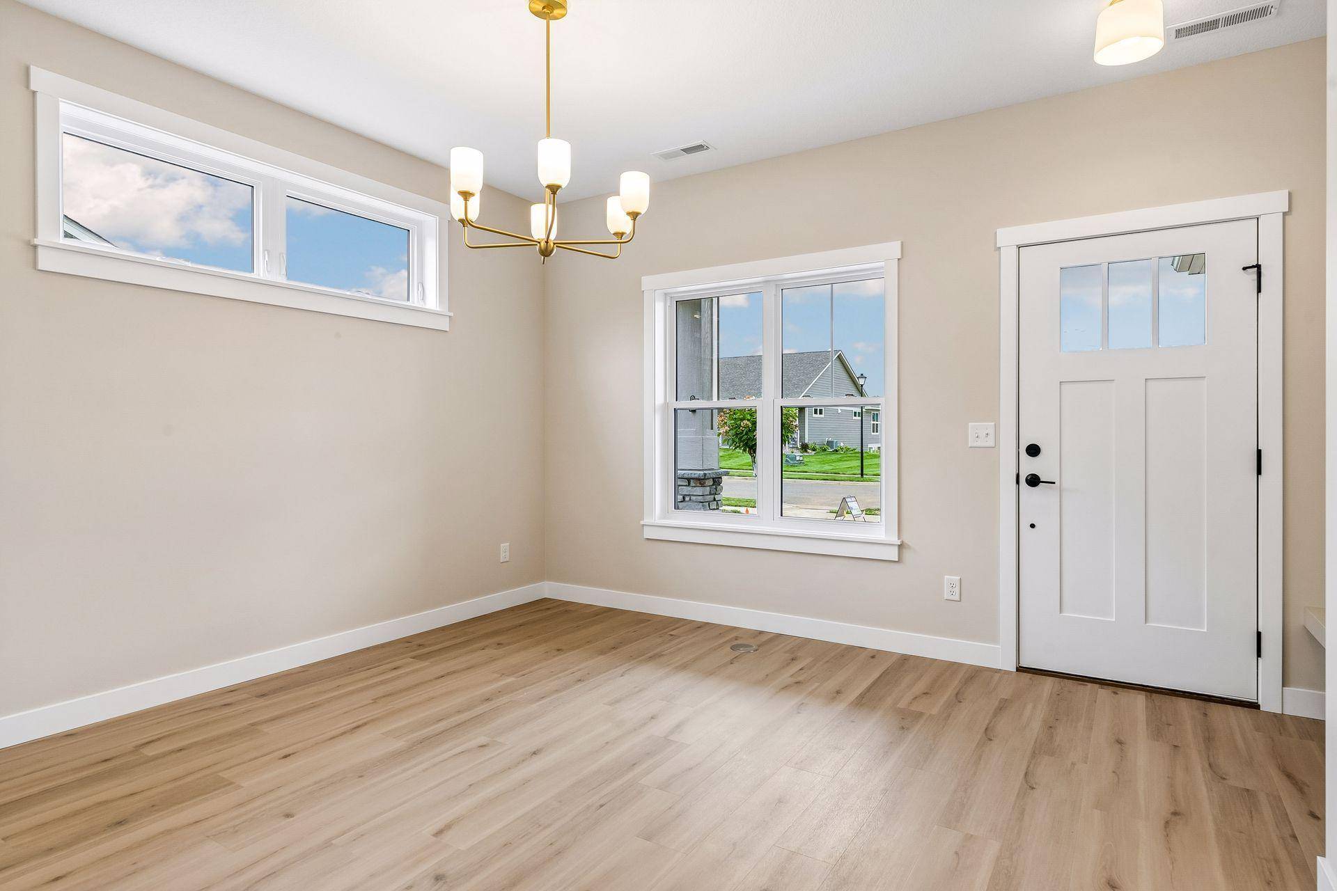 1400 Anchor AVE, River Falls, WI 54022