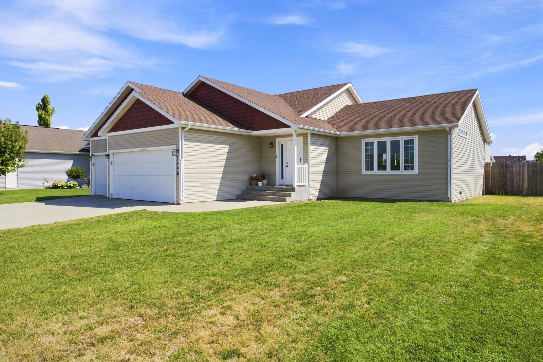 3650 Taylor ST S, Fargo, ND 58104