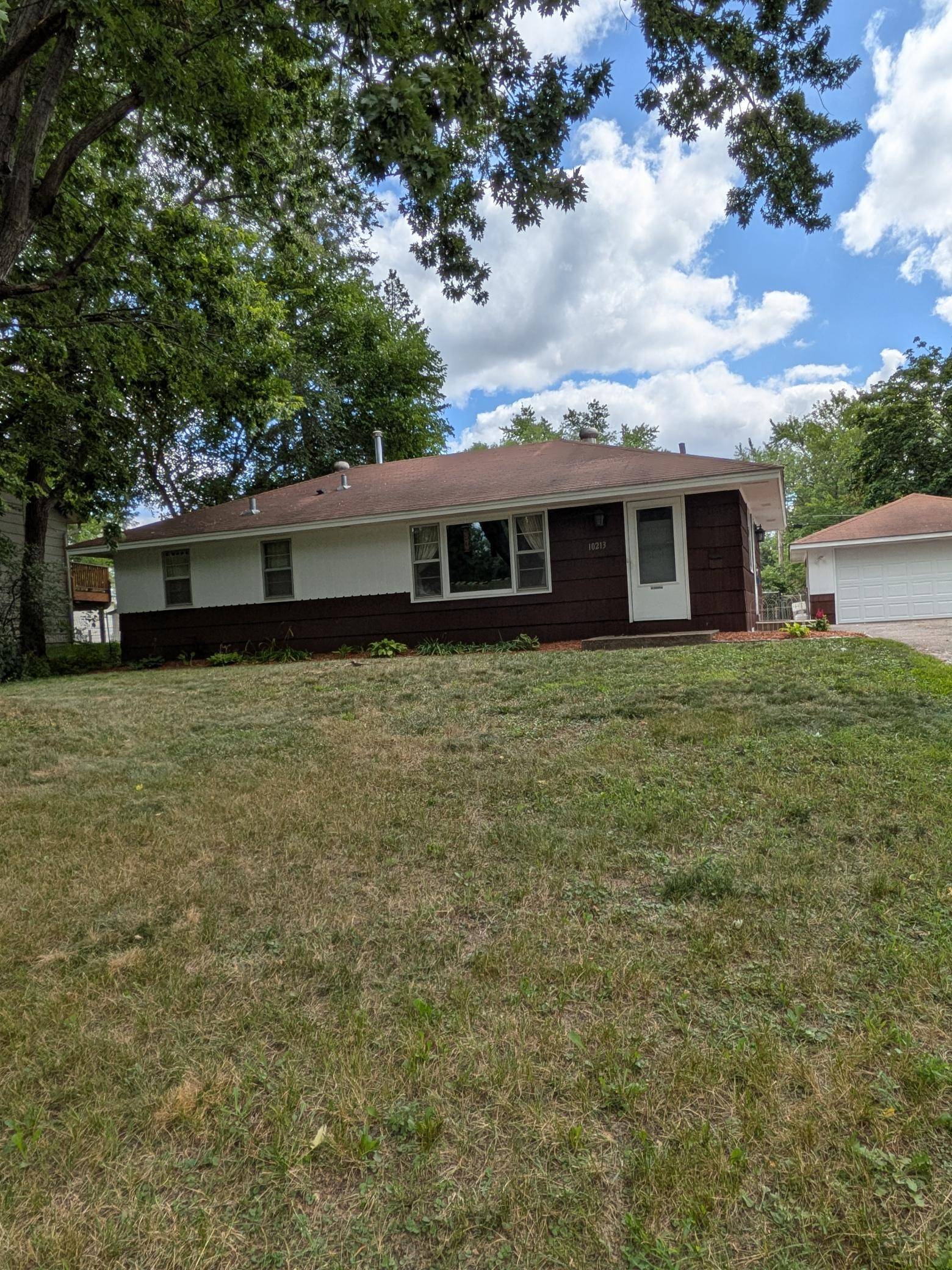 10213 Wentworth AVE S, Bloomington, MN 55420