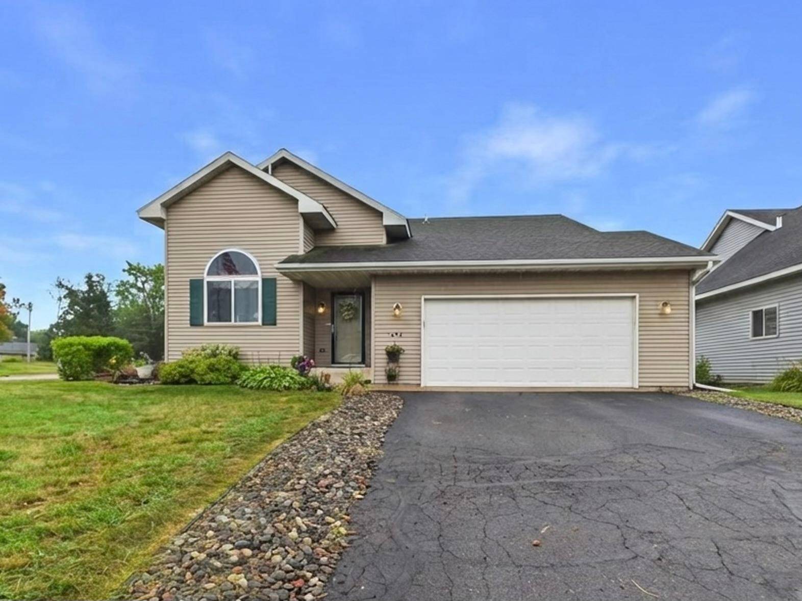 1670 Peach CT NE, Sauk Rapids, MN 56379