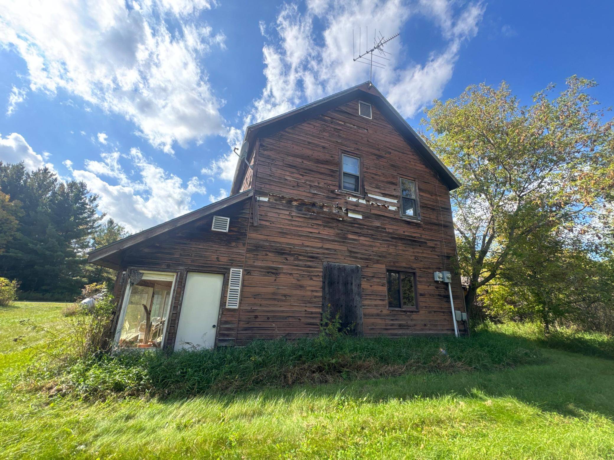 44272 Rail RD, Laporte, MN 56461