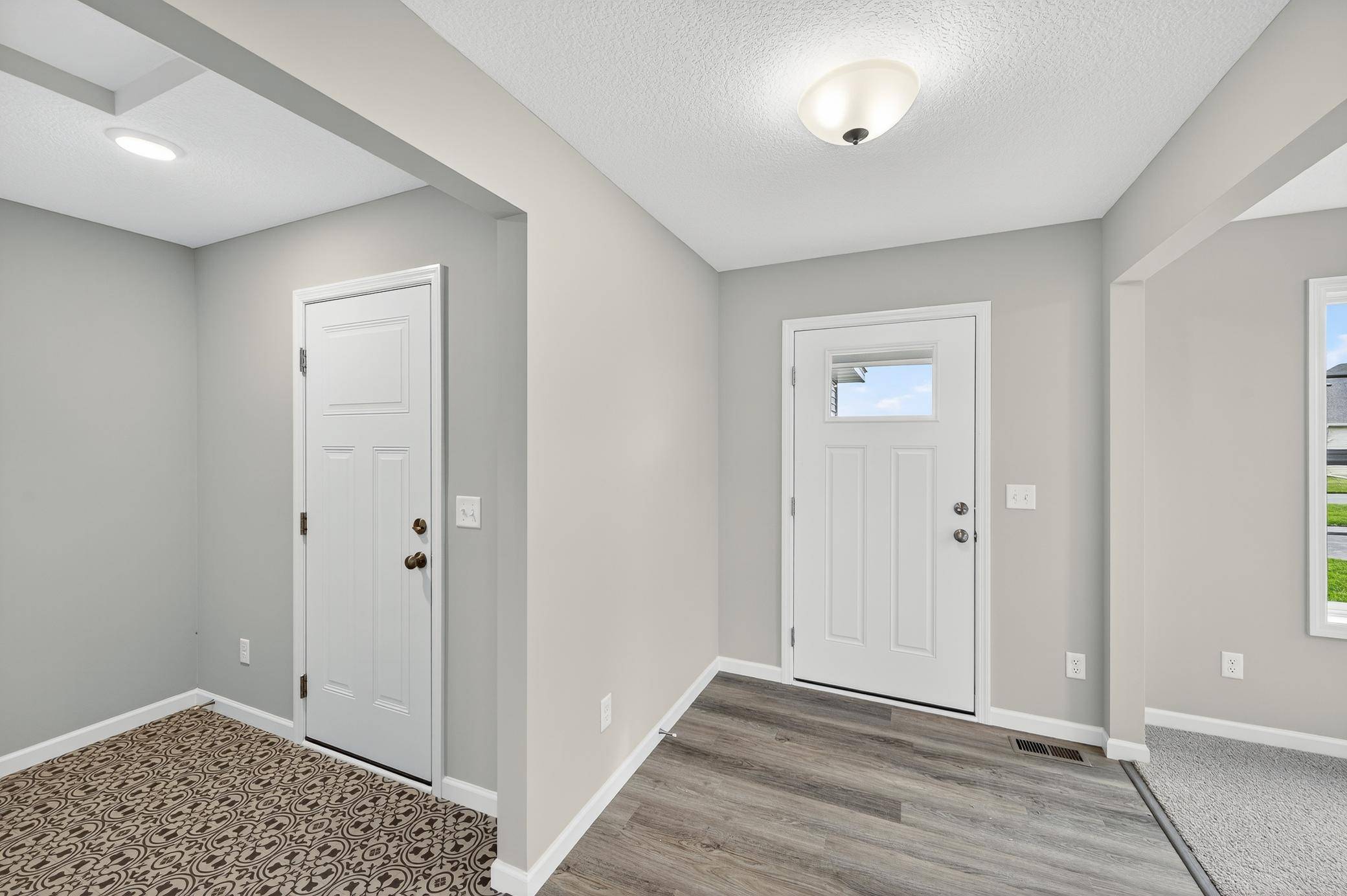 1531 Woods RD NE, Isanti, MN 55040