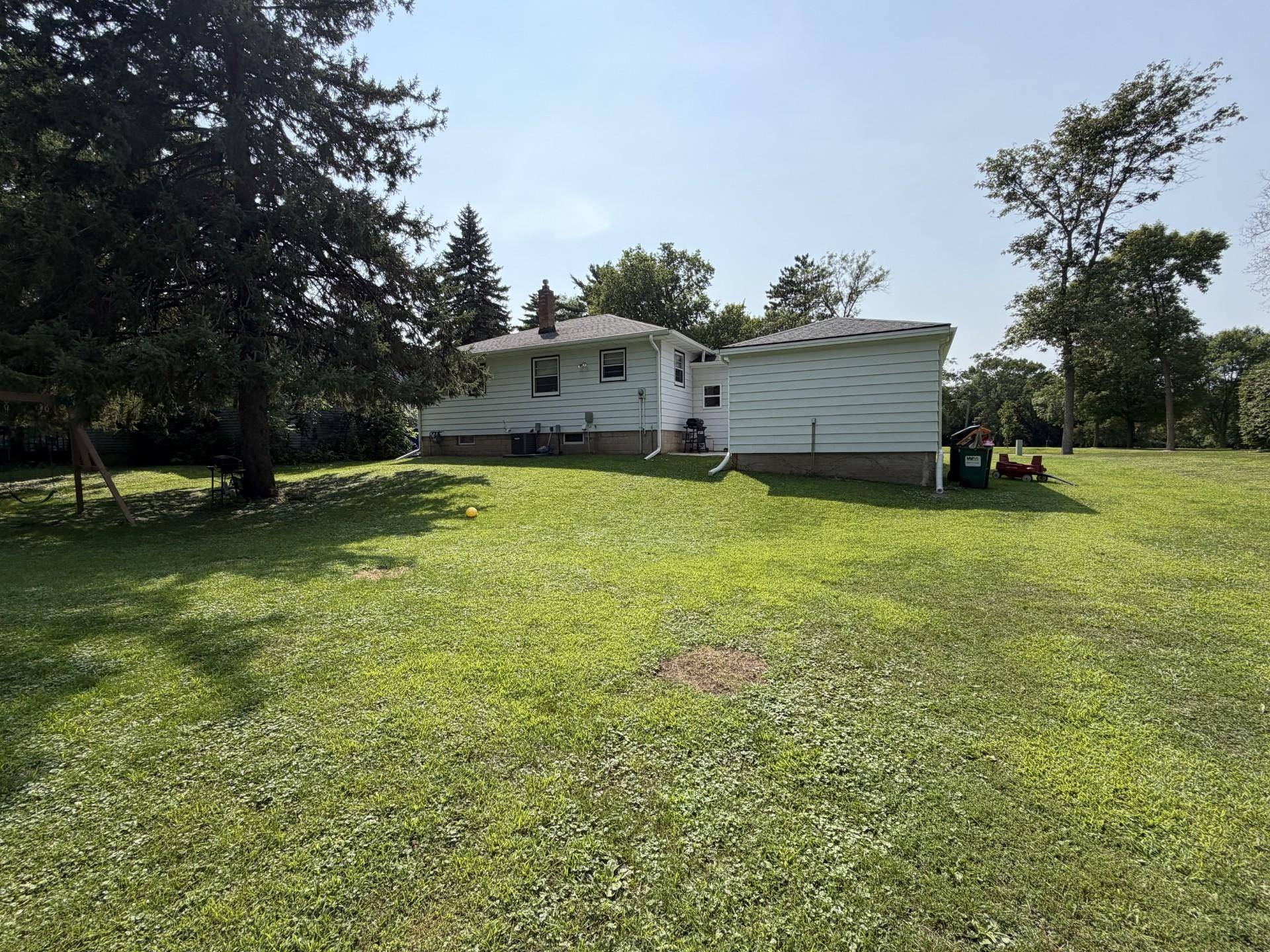 618 N Miller AVE, Litchfield, MN 55355