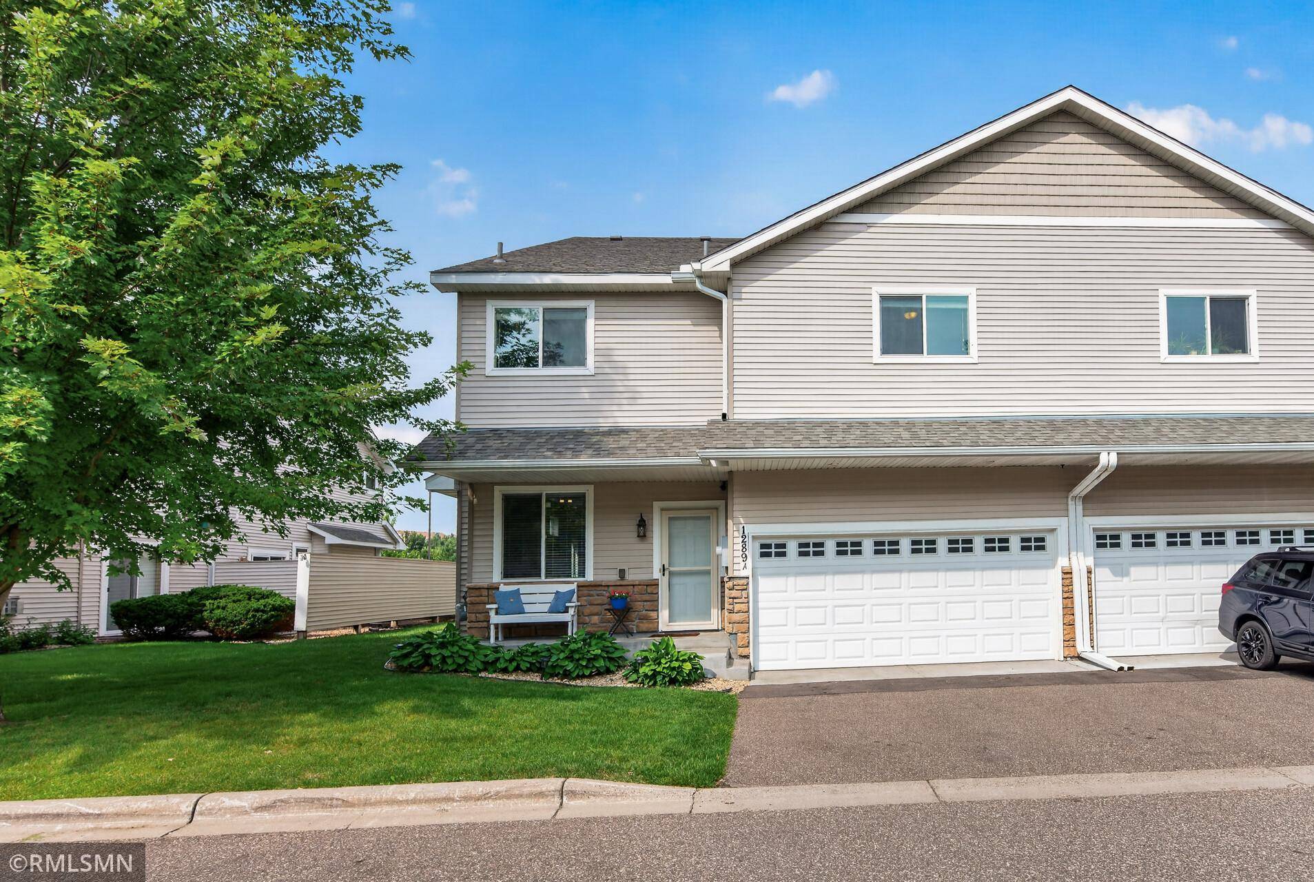 1289 County Road D CIR E #A, Vadnais Heights, MN 55109