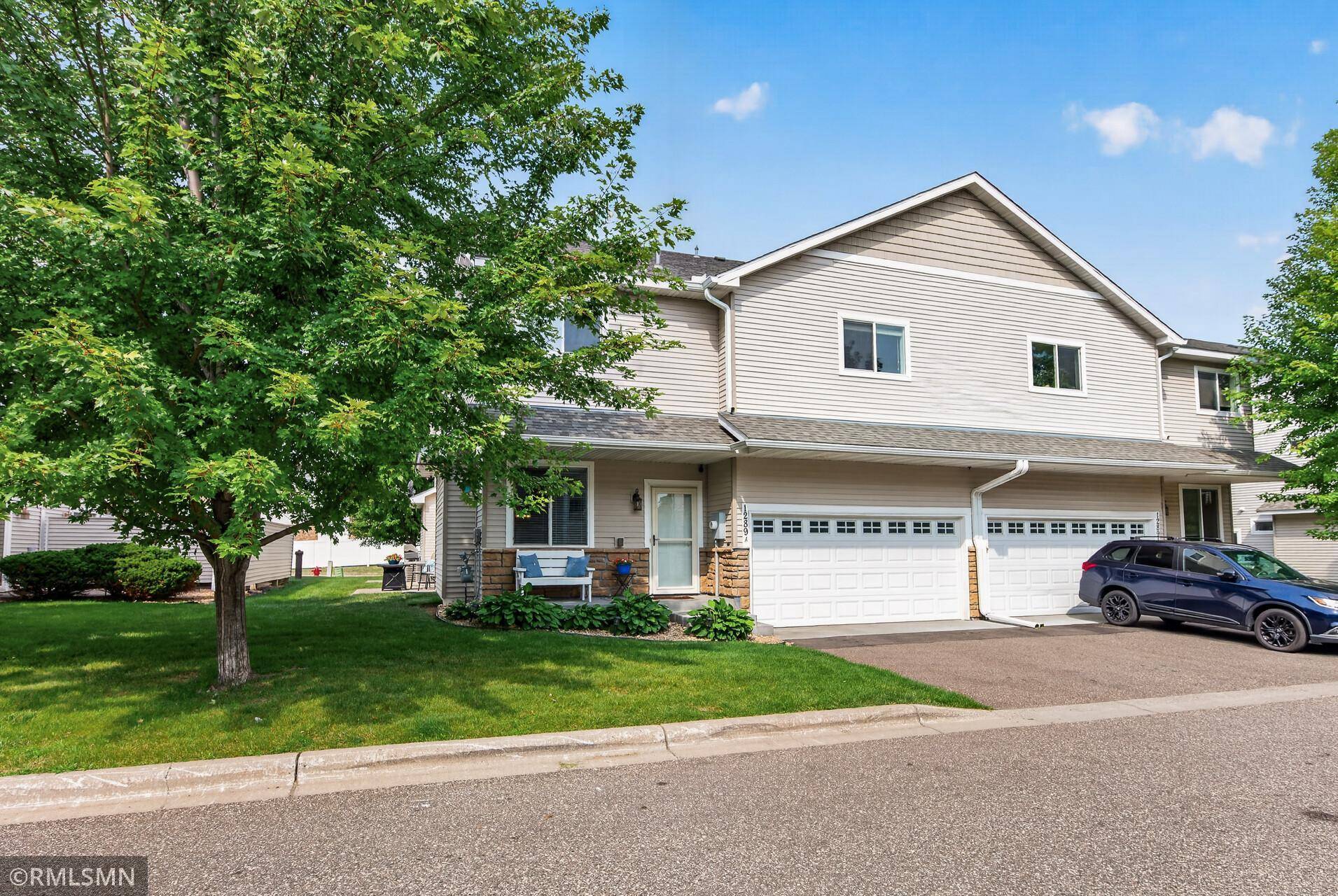 1289 County Road D CIR E #A, Vadnais Heights, MN 55109