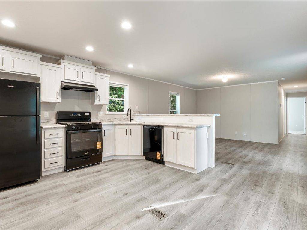 37471 Deer Ridge DR, Crosslake, MN 56442