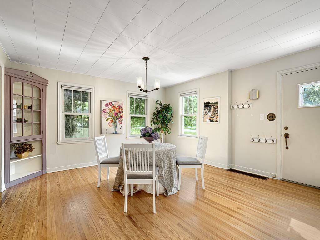 3176 New Brighton RD, Arden Hills, MN 55112