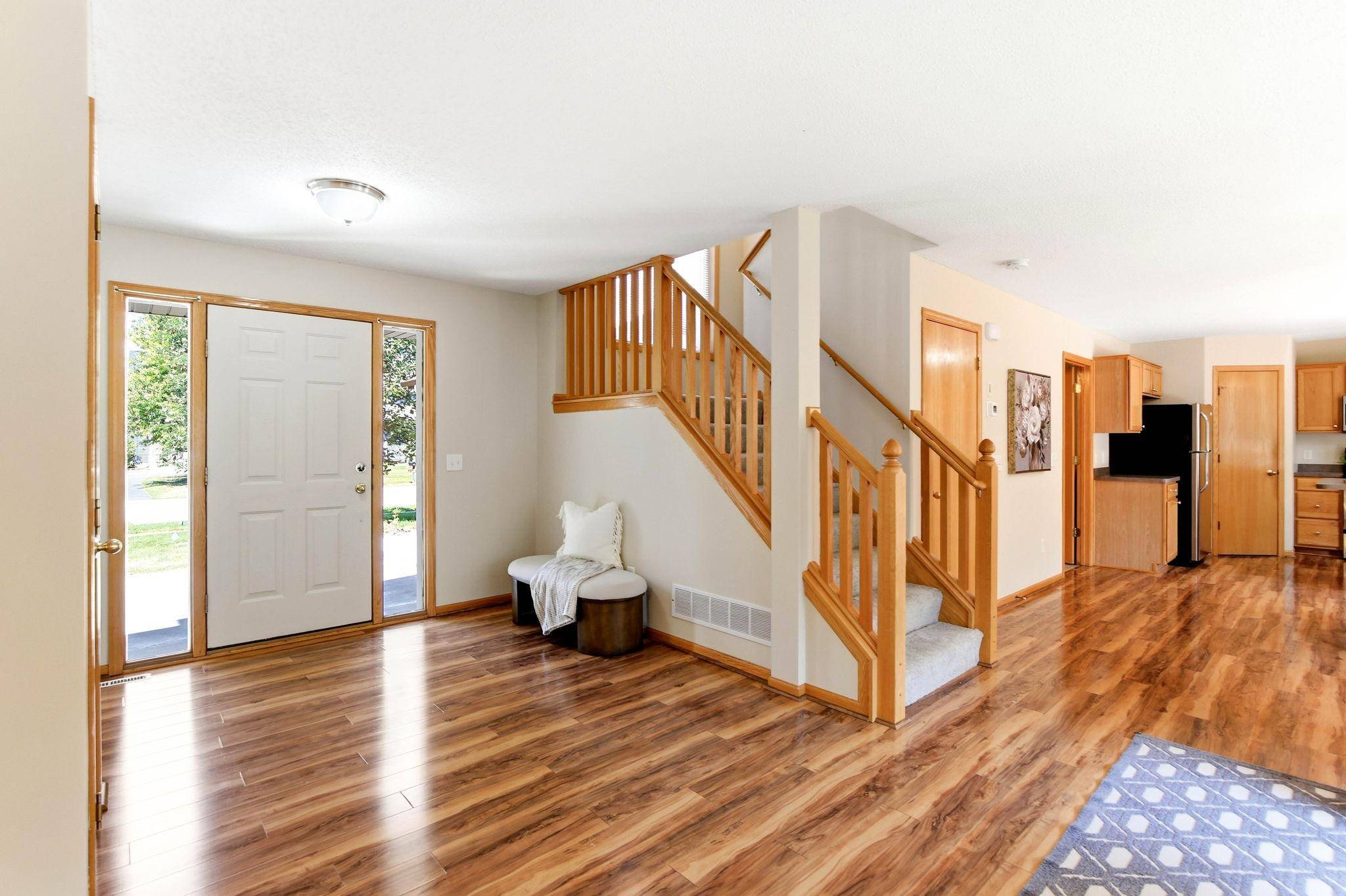 1676 Philipp WAY, Shakopee, MN 55379