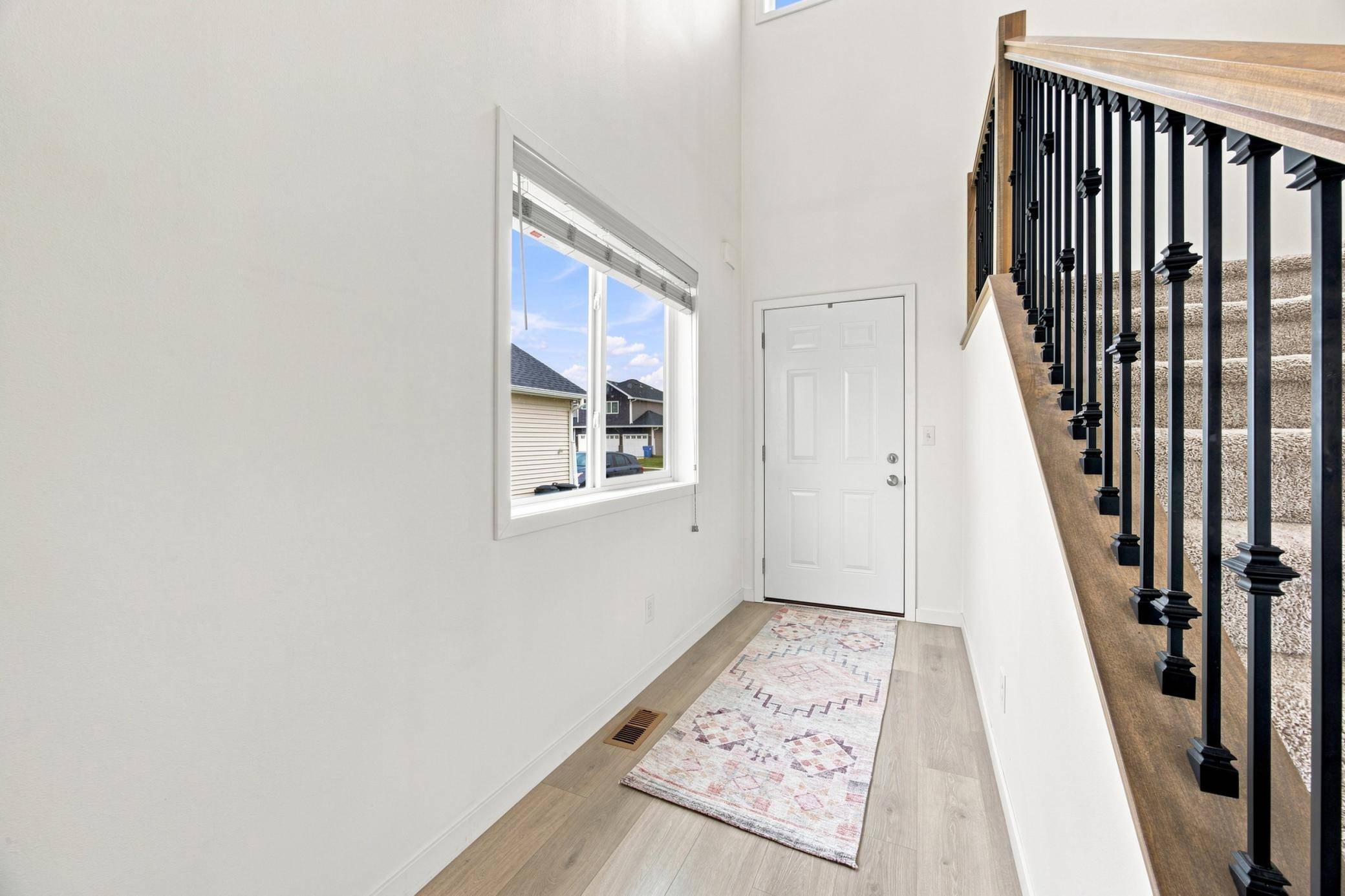 2587 Fulton LOOP S, Fargo, ND 58104
