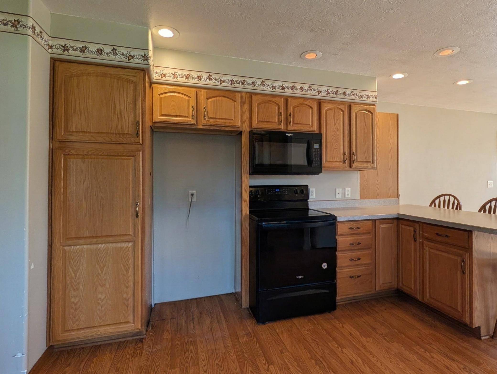307 Saint Olaf AVE N, Canby, MN 56220