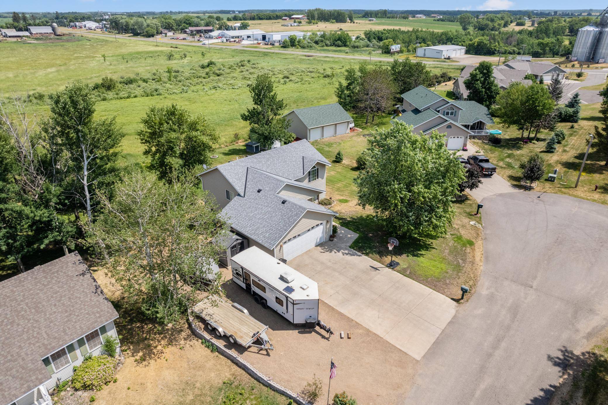 9581 Christmas Tree LN, Pierz, MN 56364